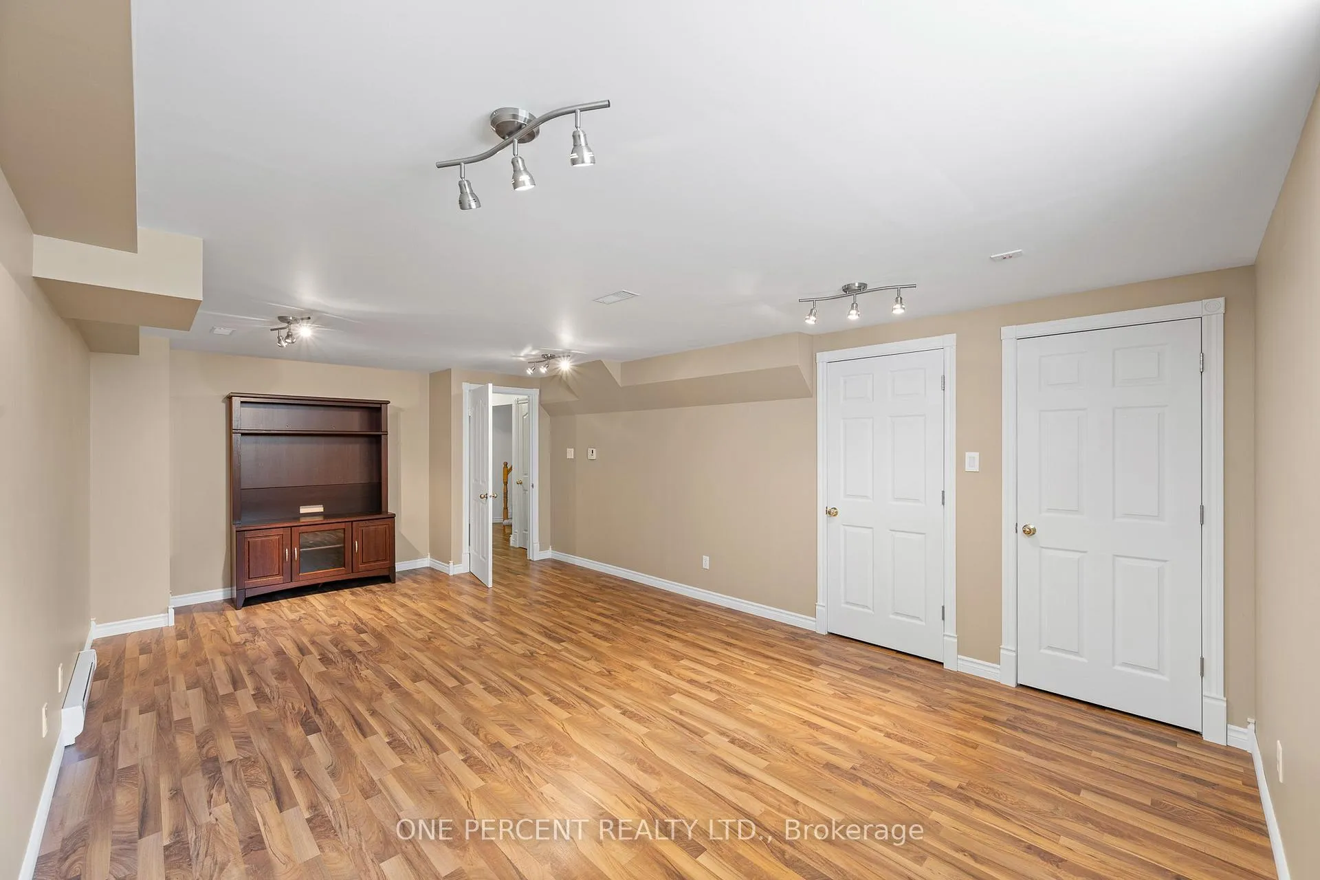 Photo 40 of 2113 Hallendale Street, Ottawa, Springridge/East Village — HOMEH