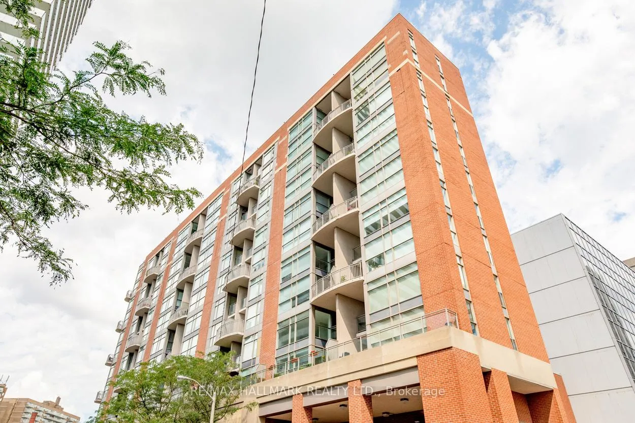Front of Unit 513, 18 Merton Street