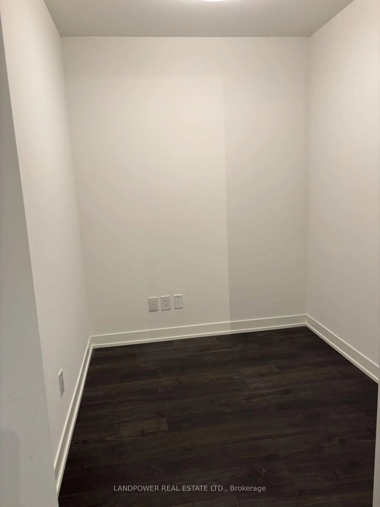 Photo 4 of Unit 809, 8119 Birchmount Road, Markham, Unionville — HOMEH