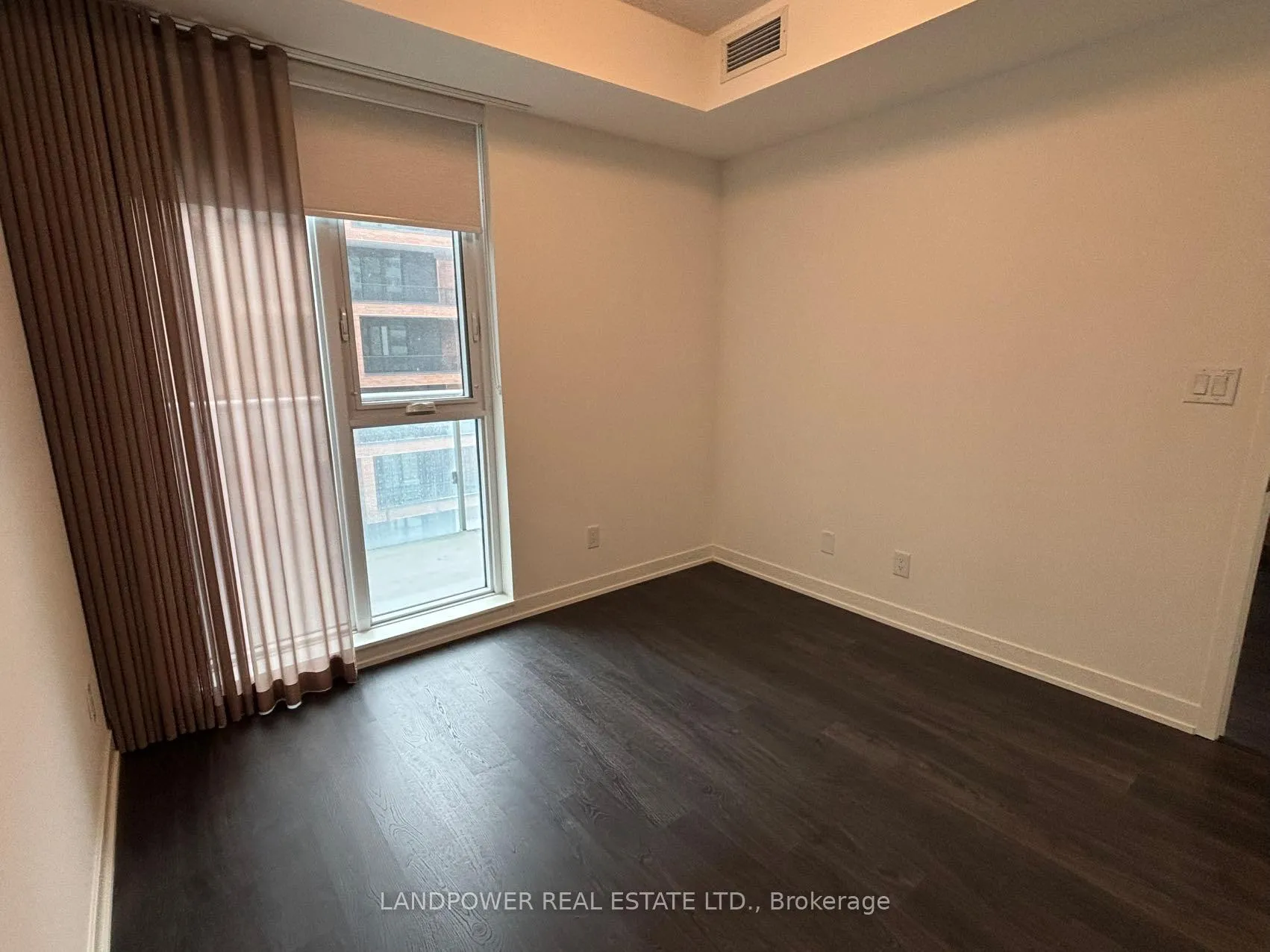 Photo 7 of Unit 809, 8119 Birchmount Road, Markham, Unionville — HOMEH