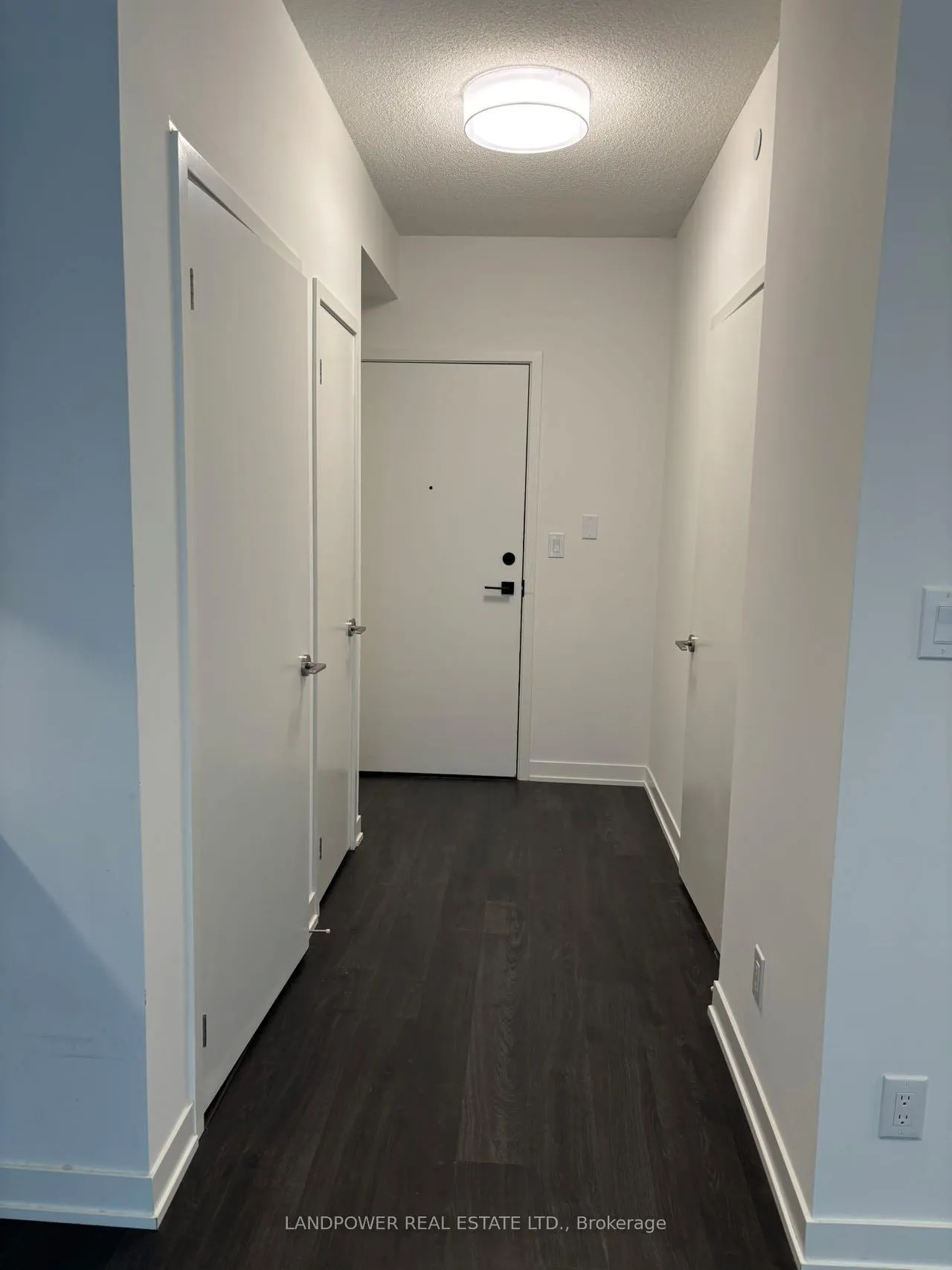 Photo 8 of Unit 809, 8119 Birchmount Road, Markham, Unionville — HOMEH