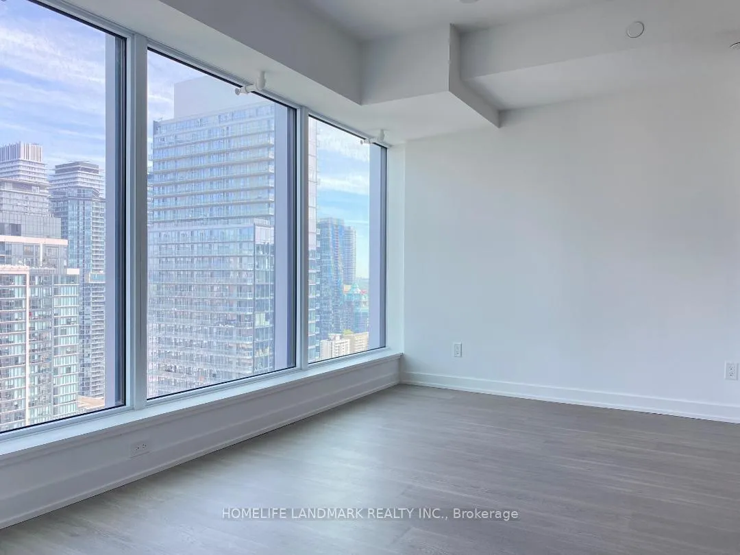 Photo 6 of Unit 3907, 8 Wellesley Street W, Toronto, Bay Street Corridor — HOMEH