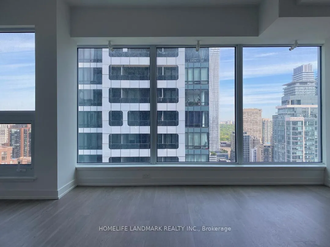 Photo 7 of Unit 3907, 8 Wellesley Street W, Toronto, Bay Street Corridor — HOMEH