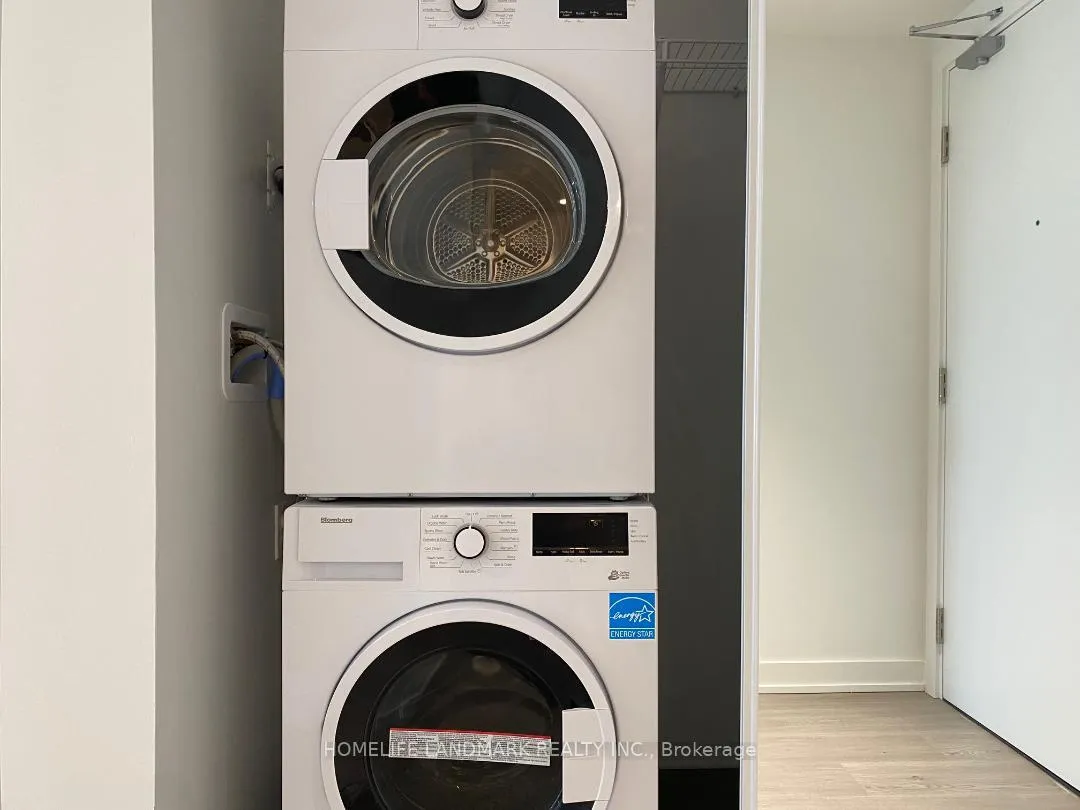 Photo 17 of Unit 3907, 8 Wellesley Street W, Toronto, Bay Street Corridor — HOMEH