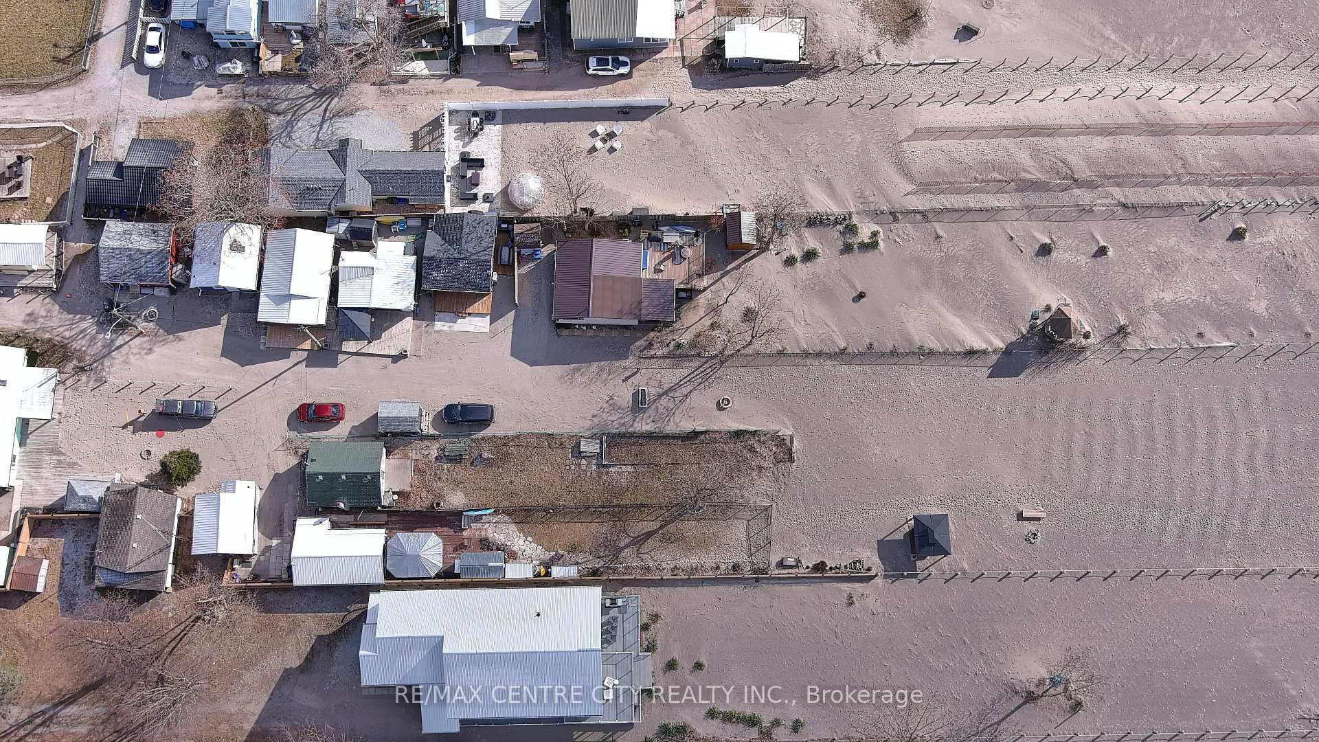 Photo 5 of Unit D, 444 Edith Cavell Boulevard, Central Elgin, Rural Central Elgin — HOMEH