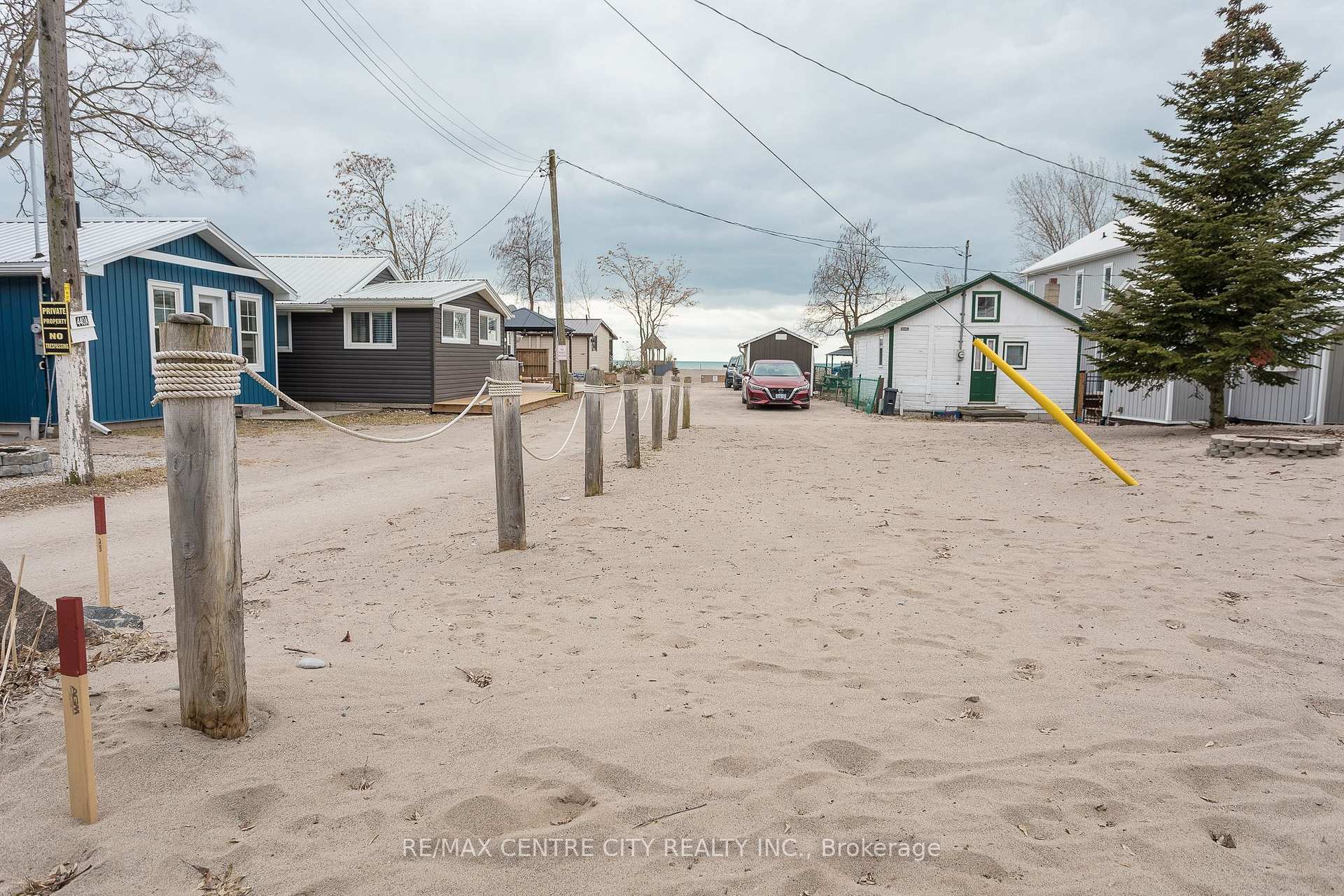 Photo 12 of Unit D, 444 Edith Cavell Boulevard, Central Elgin, Rural Central Elgin — HOMEH