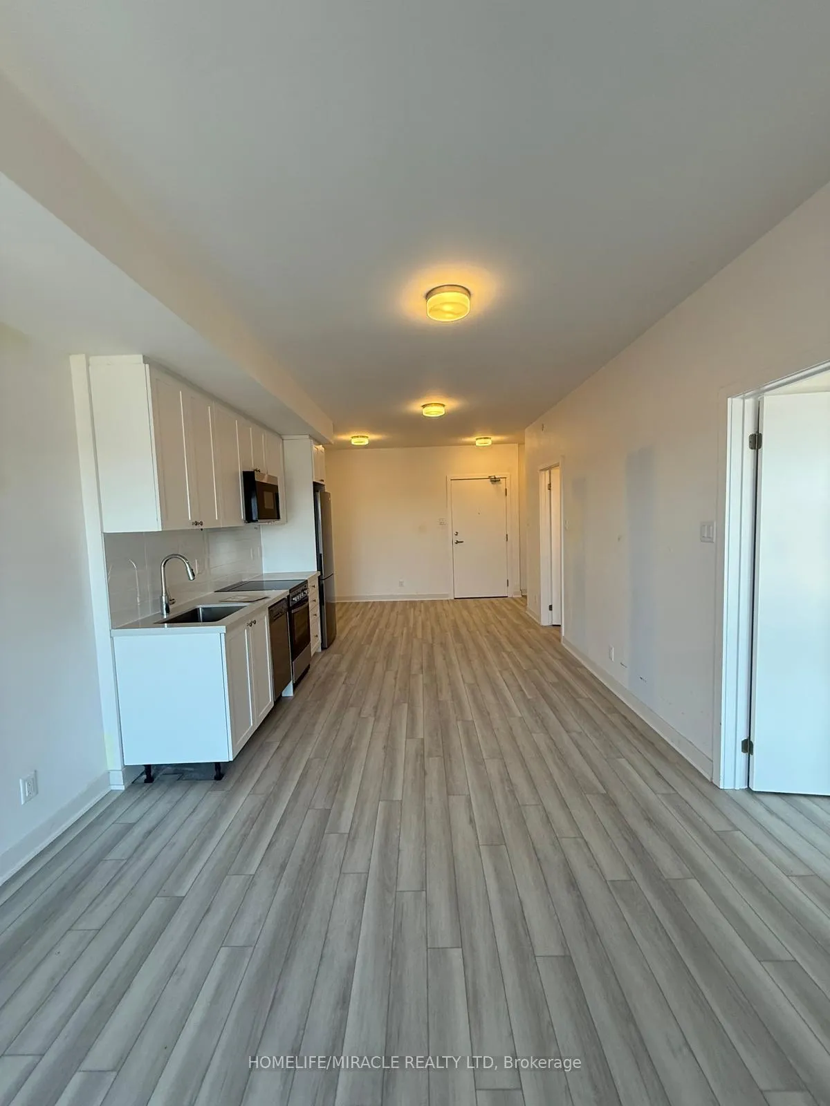 Photo 8 of Unit 1107, 55 Clarington Boulevard, Clarington, Bowmanville — HOMEH
