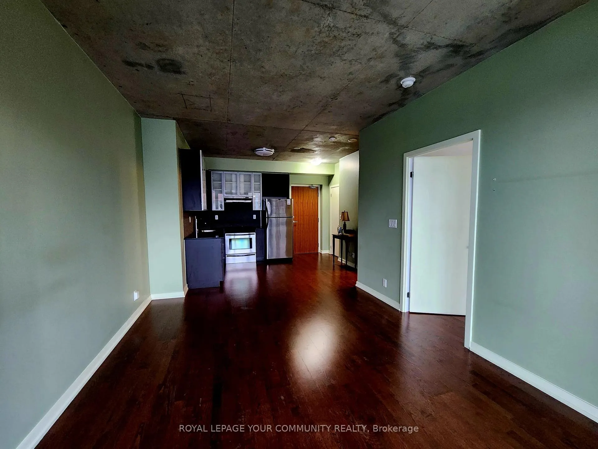 Photo 6 of Unit 707, 33 Lombard Street, Toronto, Bay Street Corridor — HOMEH