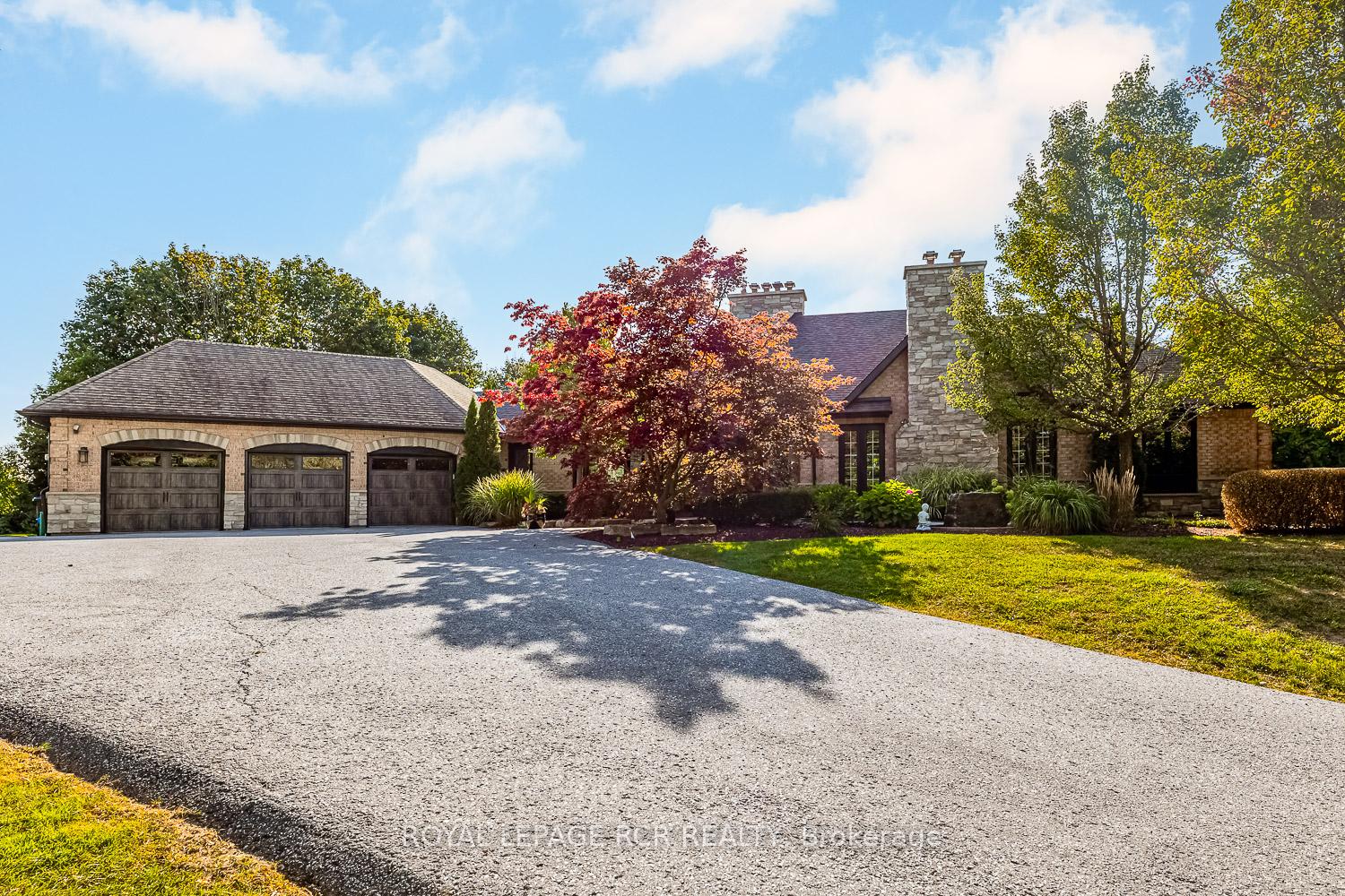 Photo 3 of 36 Matson Drive, Caledon, Palgrave — HOMEH