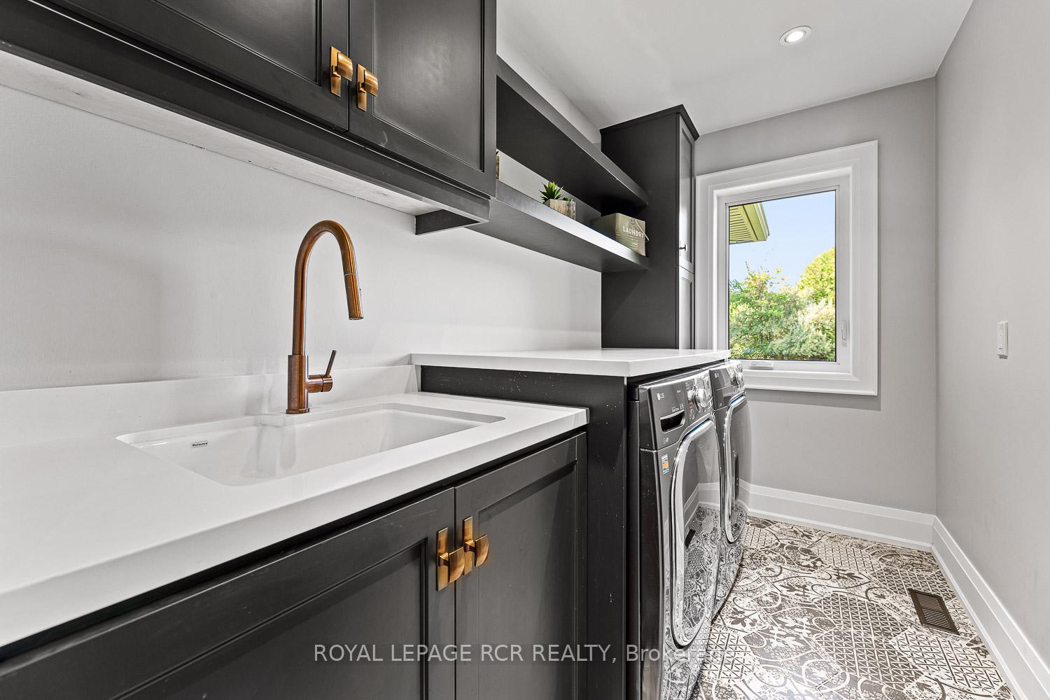 Photo 35 of 36 Matson Drive, Caledon, Palgrave — HOMEH