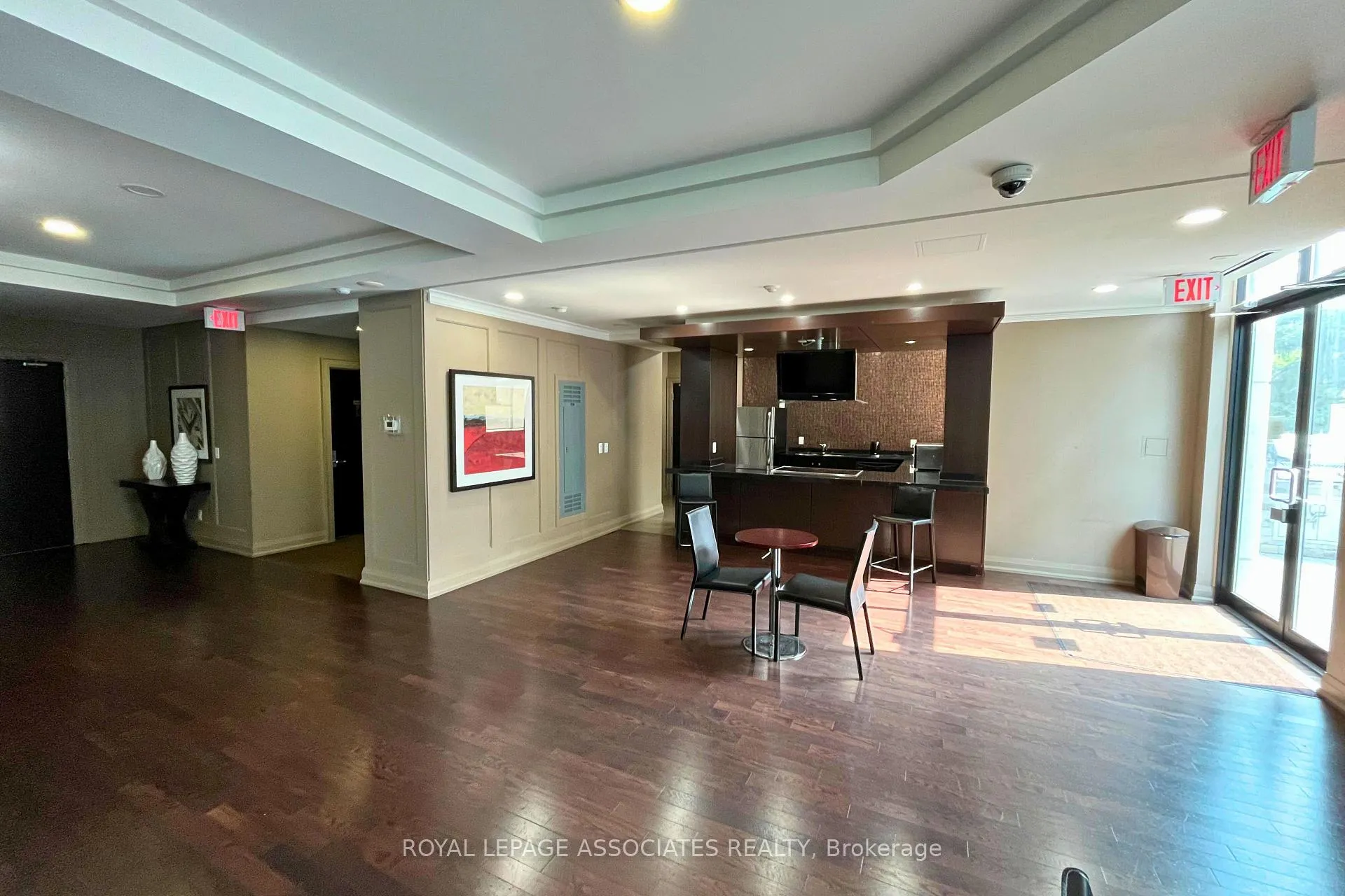 Photo 22 of Unit 101, 111 Upper Duke Crescent, Markham, Unionville — HOMEH