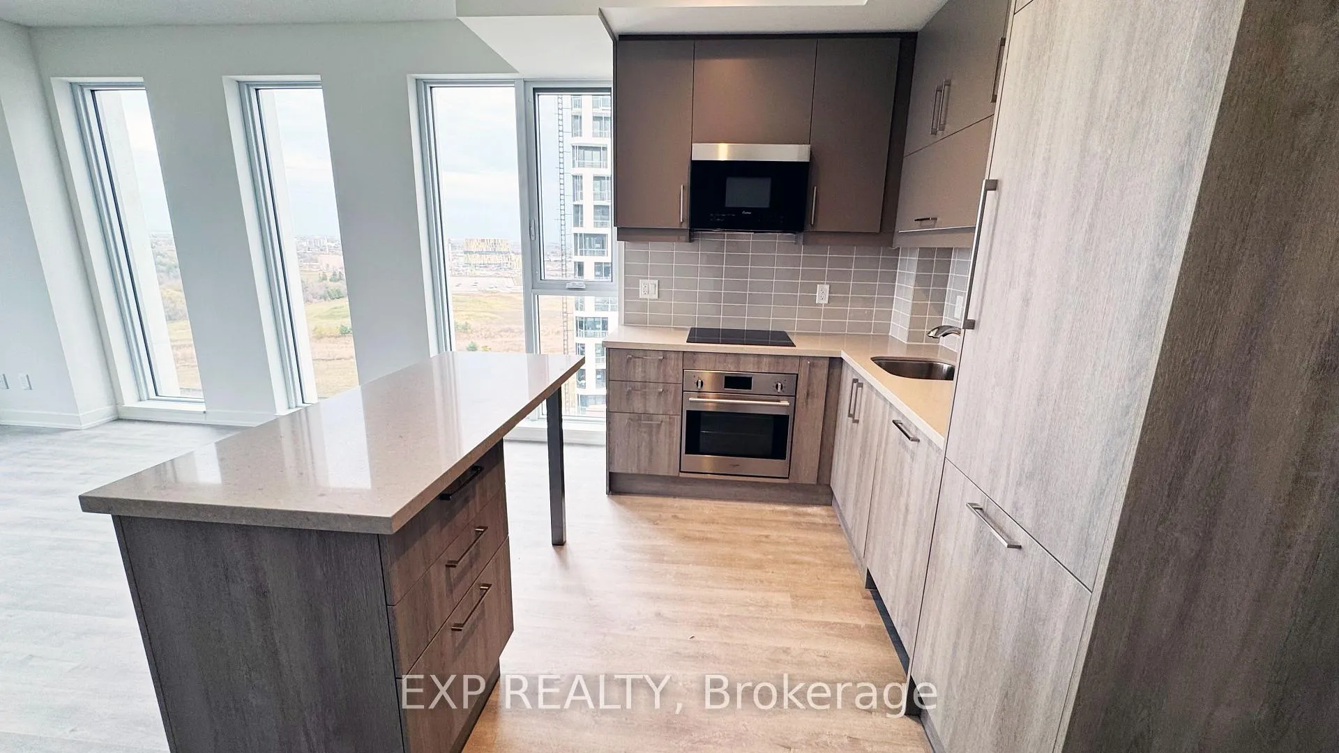 Photo 4 of Unit 1711, 292 Verdale Crossing, Markham, Unionville — HOMEH