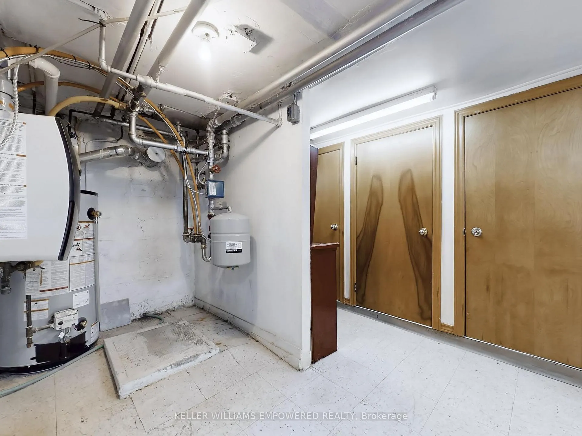 Photo 29 of 30 Carus Avenue, Toronto, Wychwood — HOMEH