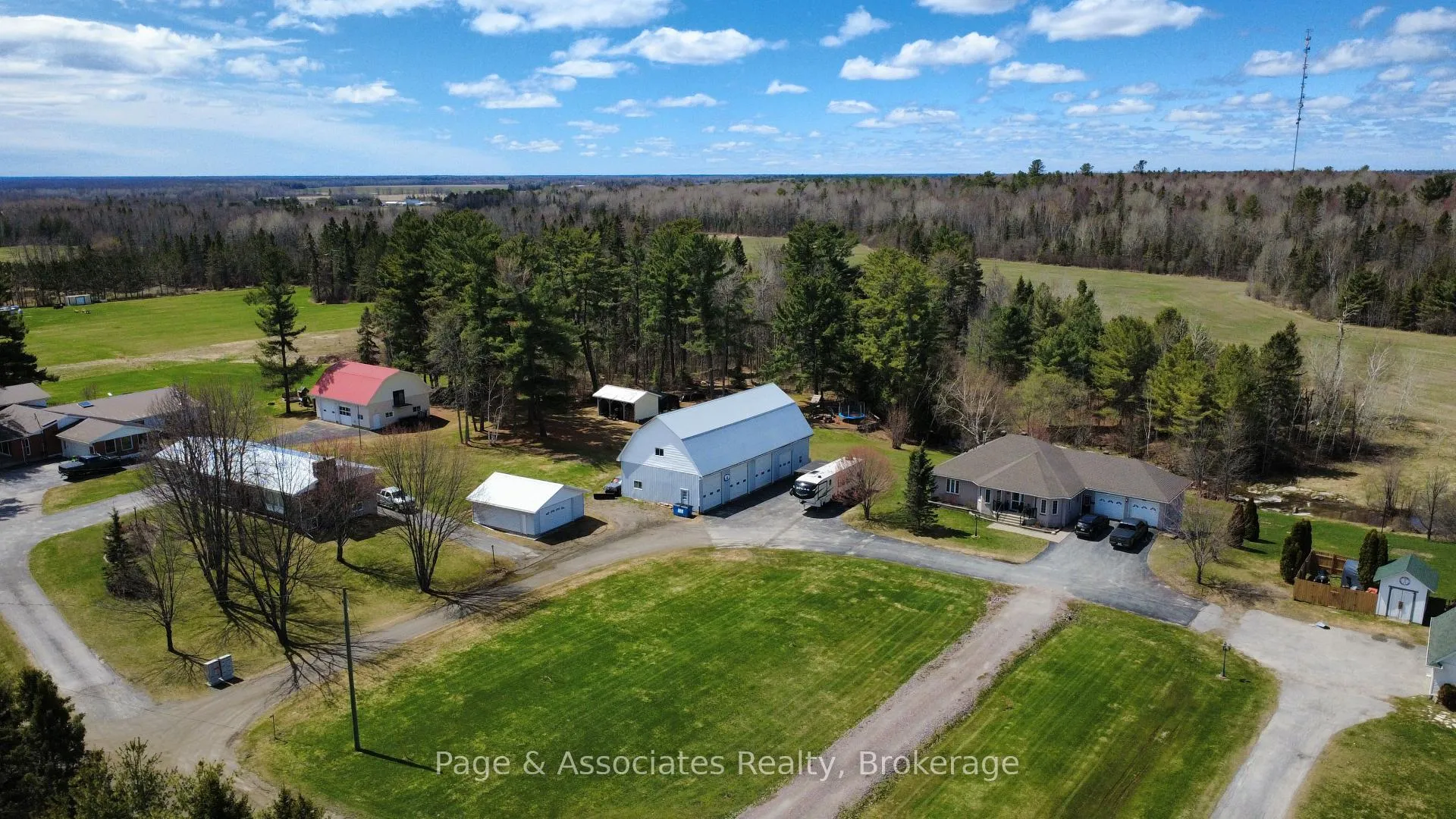 Photo 3 of 933 Arcand Road, West Nipissing, Sturgeon Falls — HOMEH