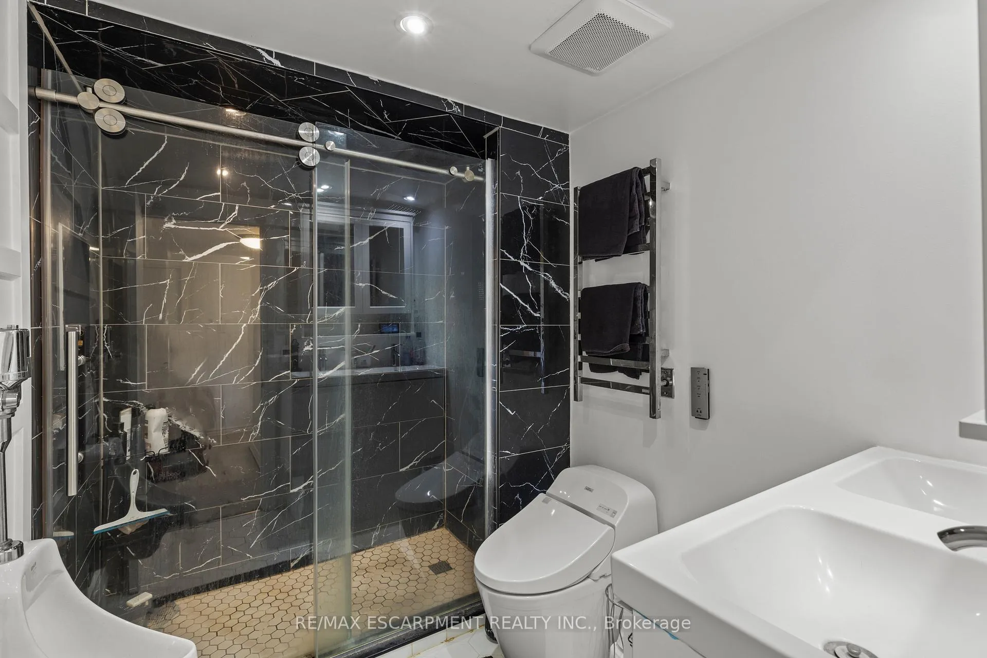 Photo 22 of Unit 8, 10 Angus Road, Hamilton, Vincent — HOMEH