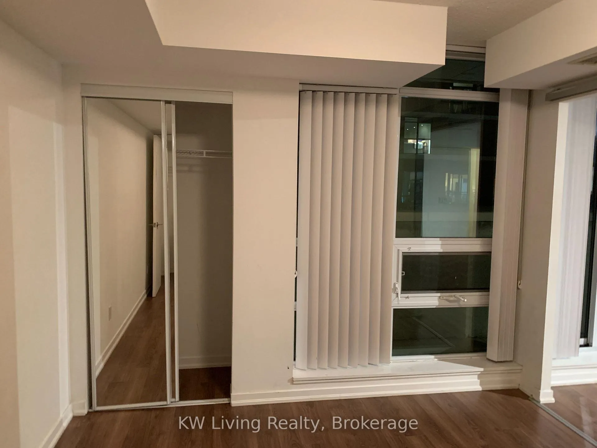 Photo 4 of Unit 321, 68 Abell Street, Toronto, Little Portugal — HOMEH