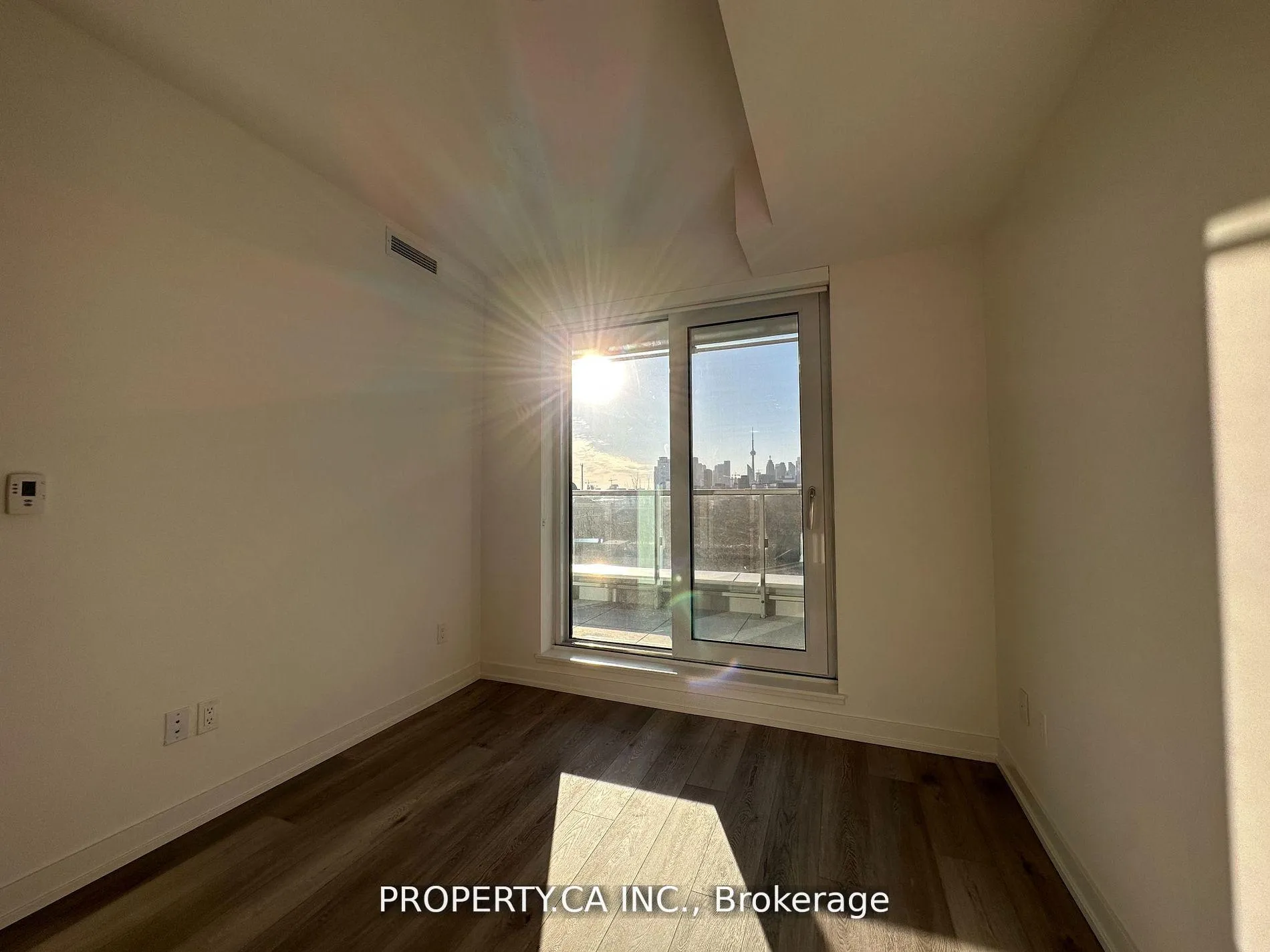 Photo 6 of Unit 608, 150 Logan Avenue, Toronto, South Riverdale — HOMEH