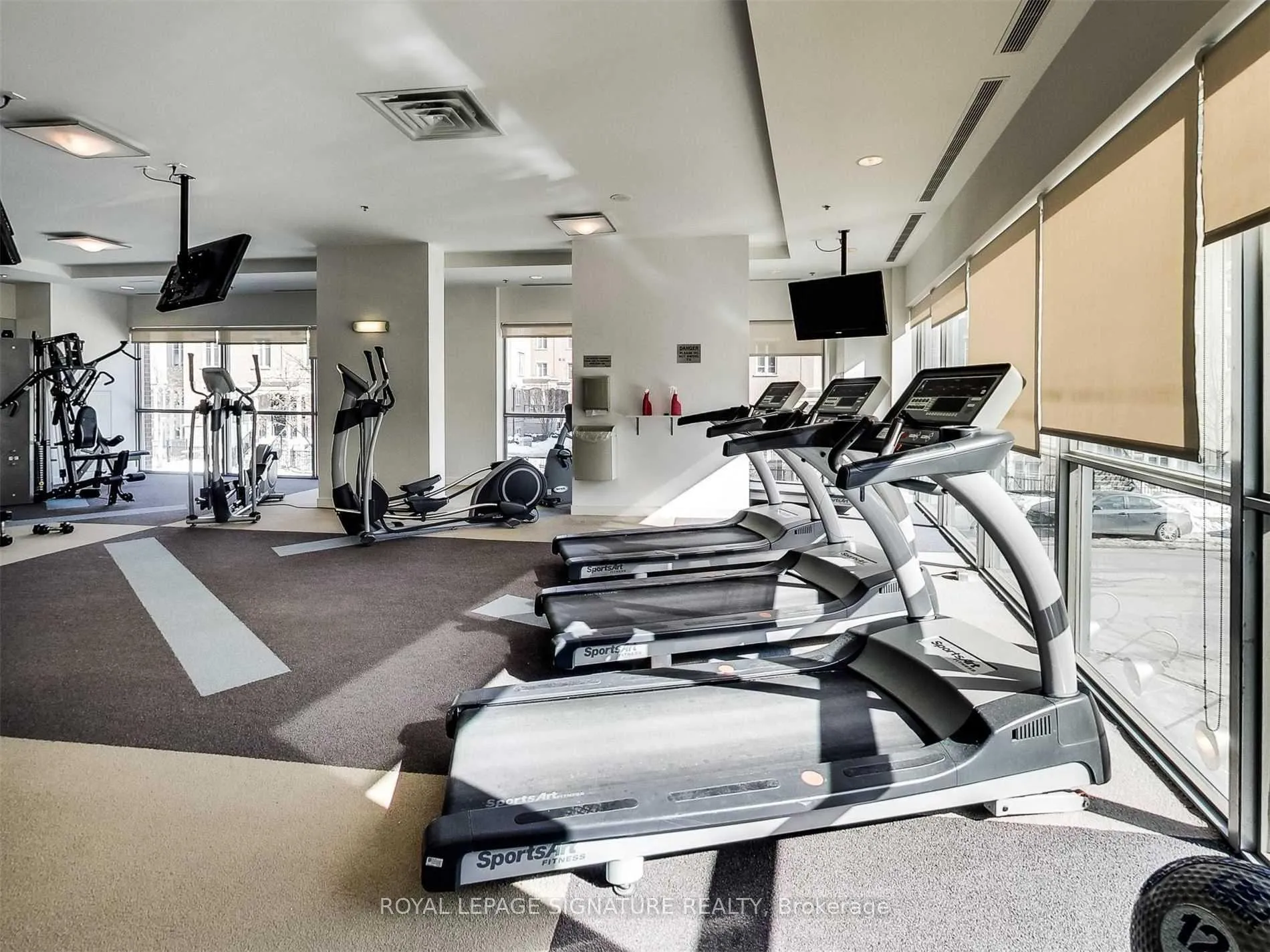 Photo 18 of Unit 1809, 80 Western Battery Road, Toronto, Niagara — HOMEH