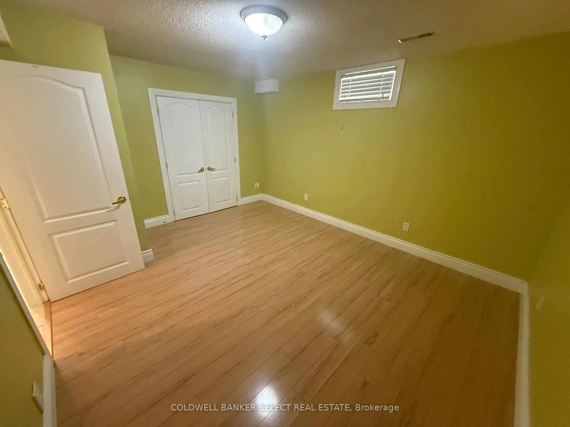 Photo 5 of Unit Lower, 13 Gray Park Drive, Caledon, Bolton West — HOMEH