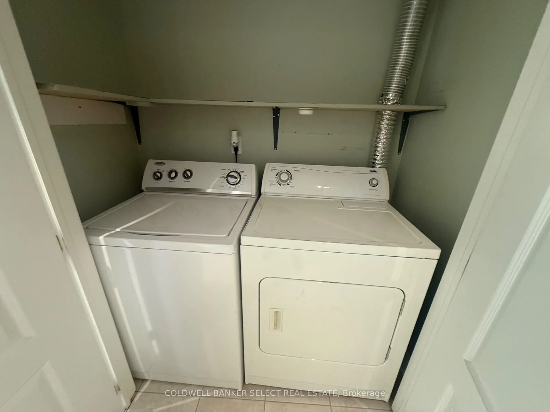 Photo 8 of Unit Lower, 13 Gray Park Drive, Caledon, Bolton West — HOMEH