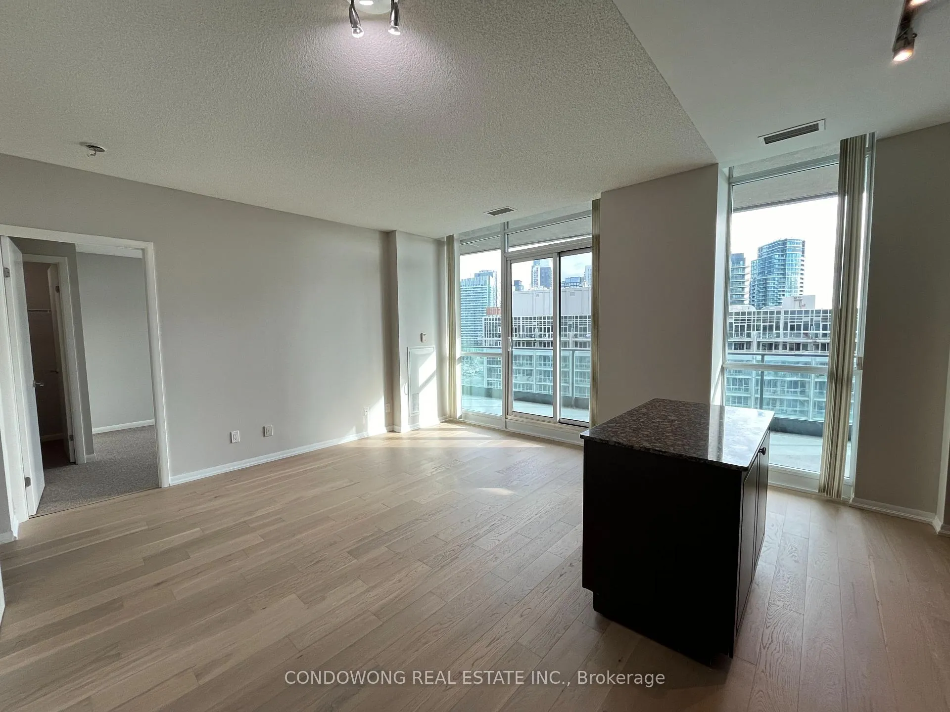 Photo 1 of Unit 1669, 209 Fort York Boulevard, Toronto, Waterfront Communities — HOMEH