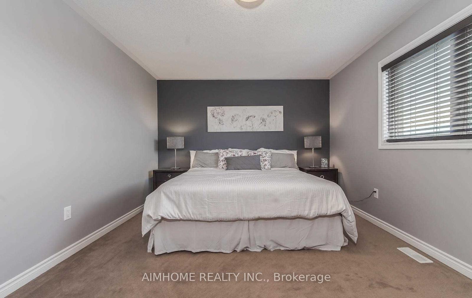 Photo 7 of 67 Lobb Court, Clarington, Bowmanville — HOMEH
