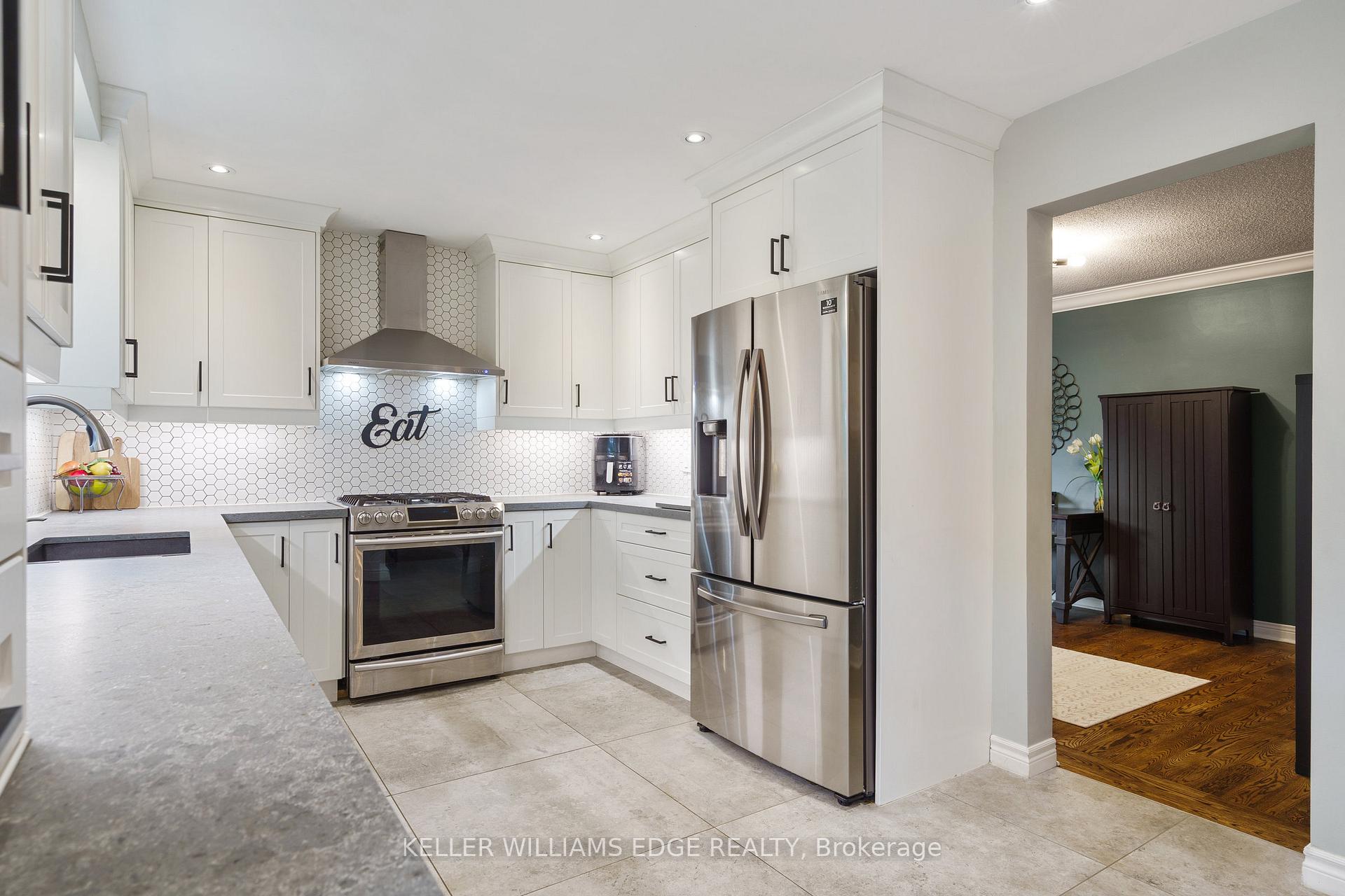 Photo 11 of 3214 Tania Crescent, Burlington, Headon — HOMEH