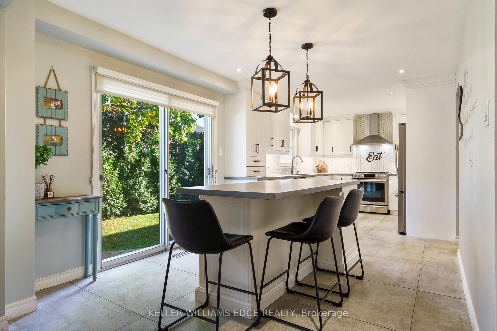 Photo 13 of 3214 Tania Crescent, Burlington, Headon — HOMEH