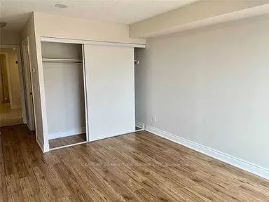 Photo 17 of Unit 1005, 39 Galleria Parkway, Markham, Commerce Valley — HOMEH