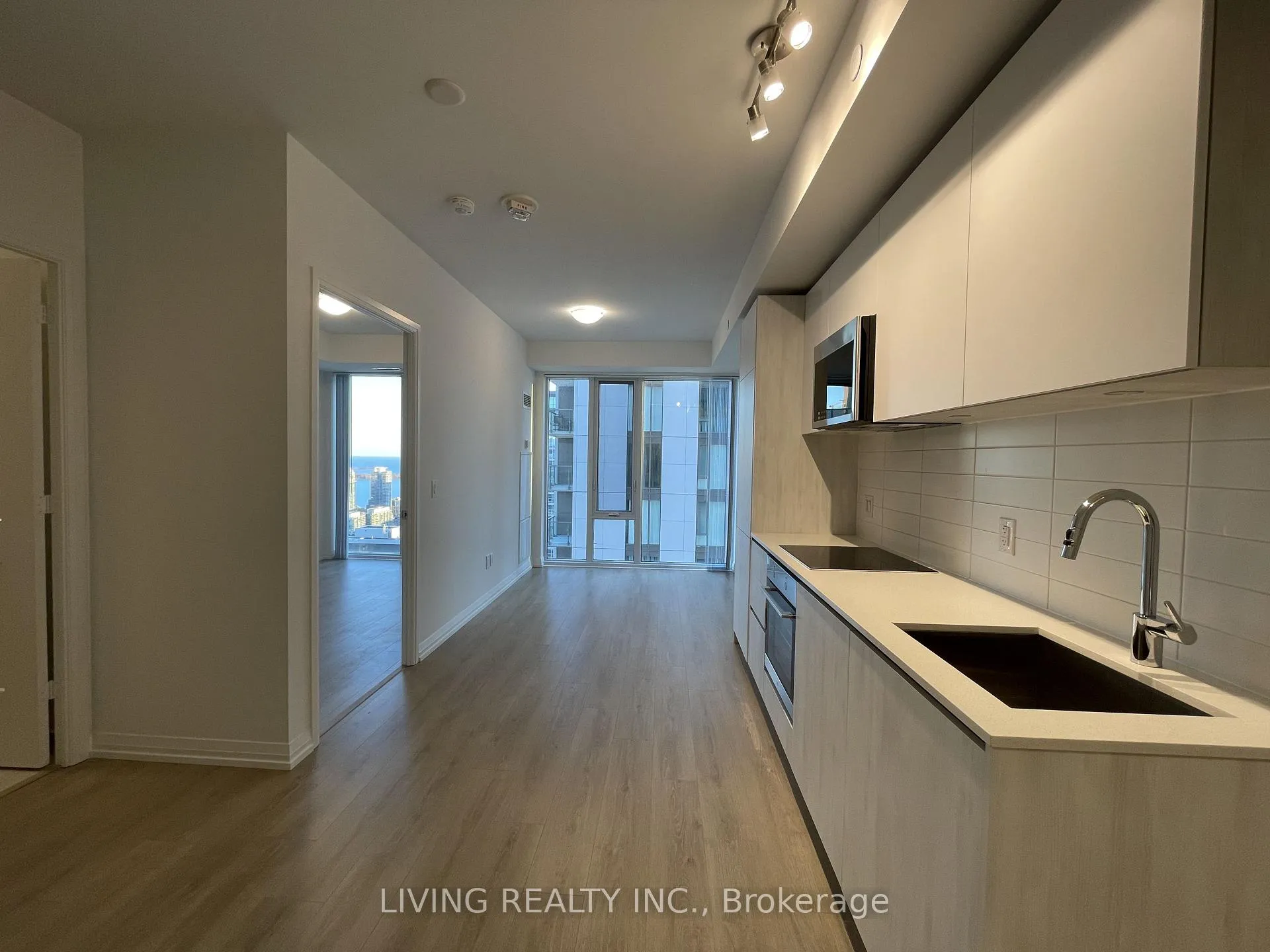 Photo 11 of Unit 4820, 28 Widmer Street, Toronto, Waterfront Communities — HOMEH