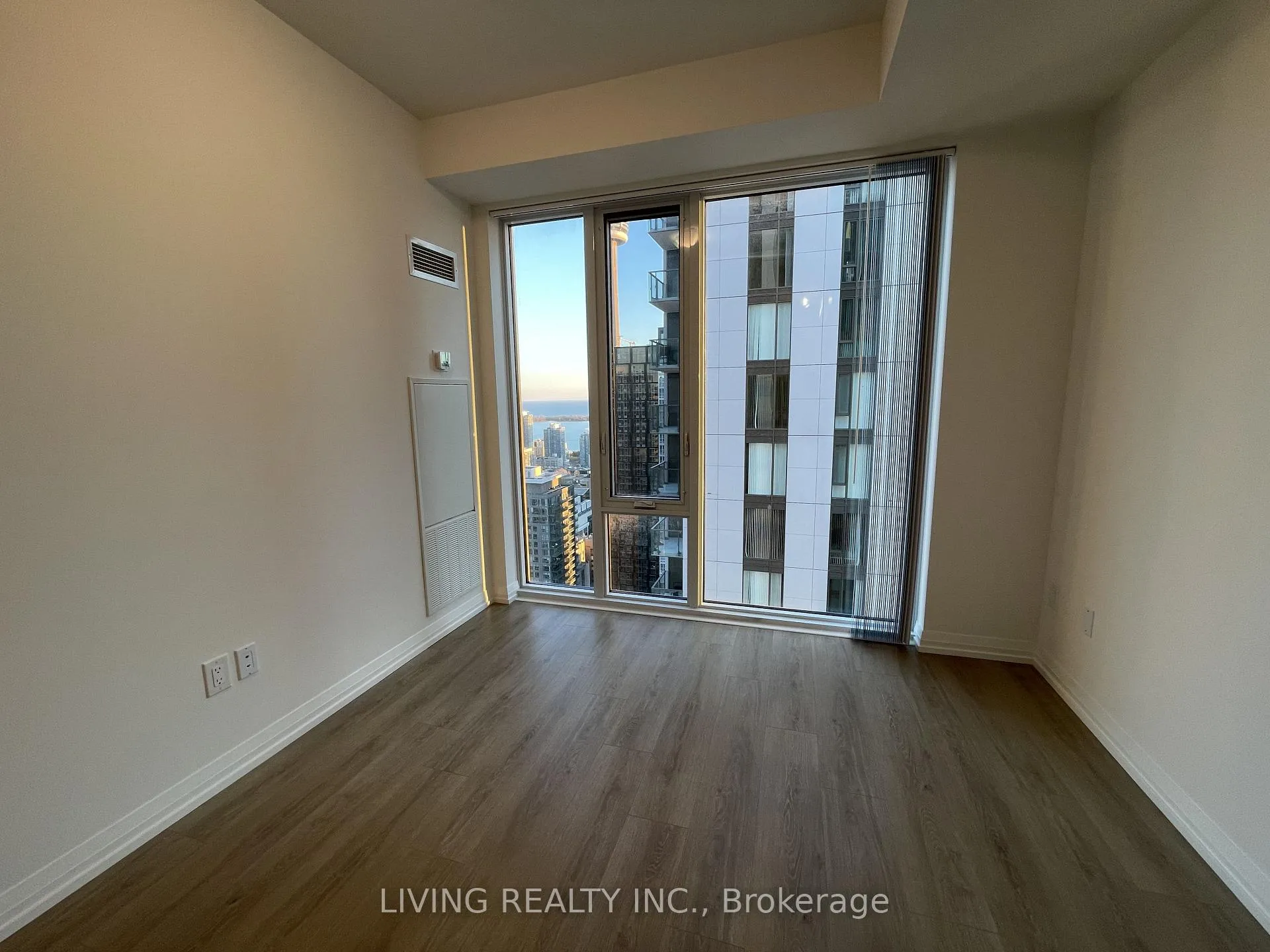 Photo 14 of Unit 4820, 28 Widmer Street, Toronto, Waterfront Communities — HOMEH