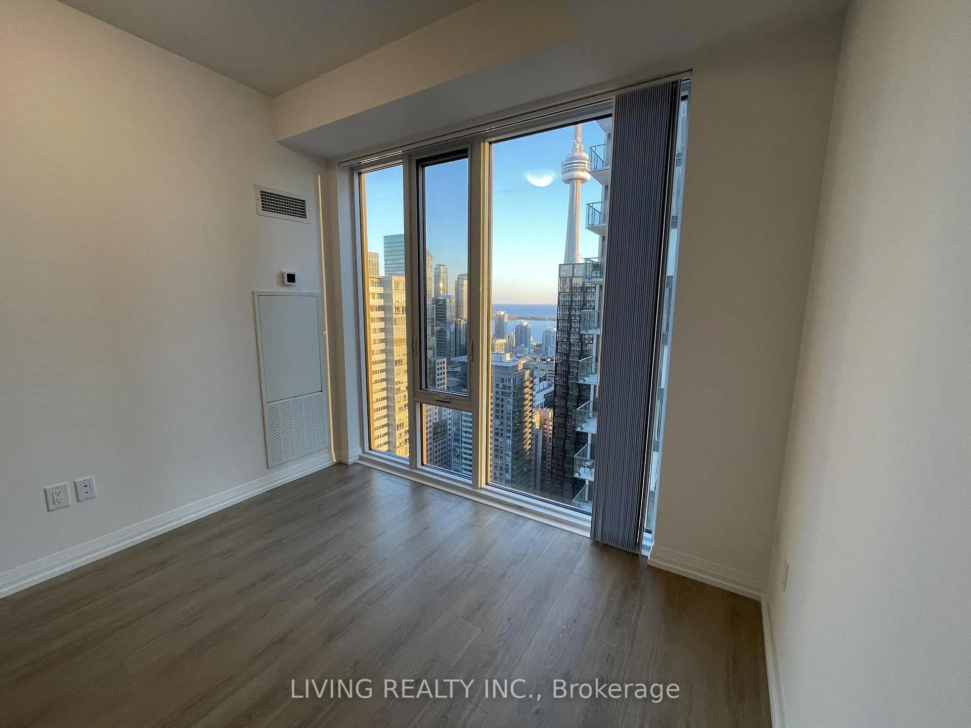 Photo 15 of Unit 4820, 28 Widmer Street, Toronto, Waterfront Communities — HOMEH