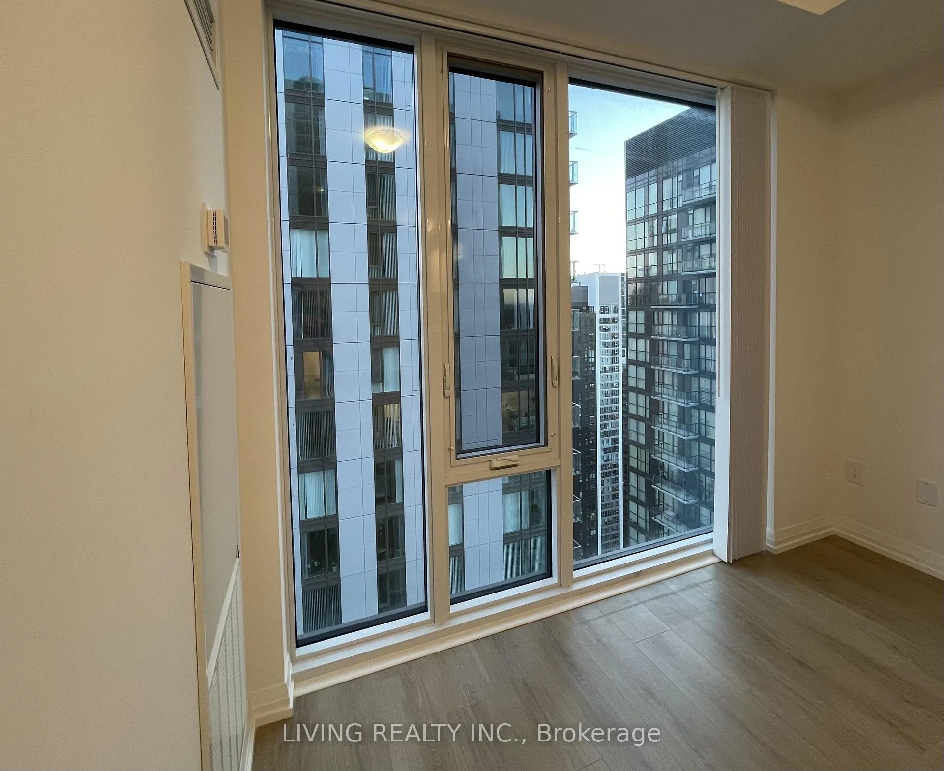 Photo 16 of Unit 4820, 28 Widmer Street, Toronto, Waterfront Communities — HOMEH