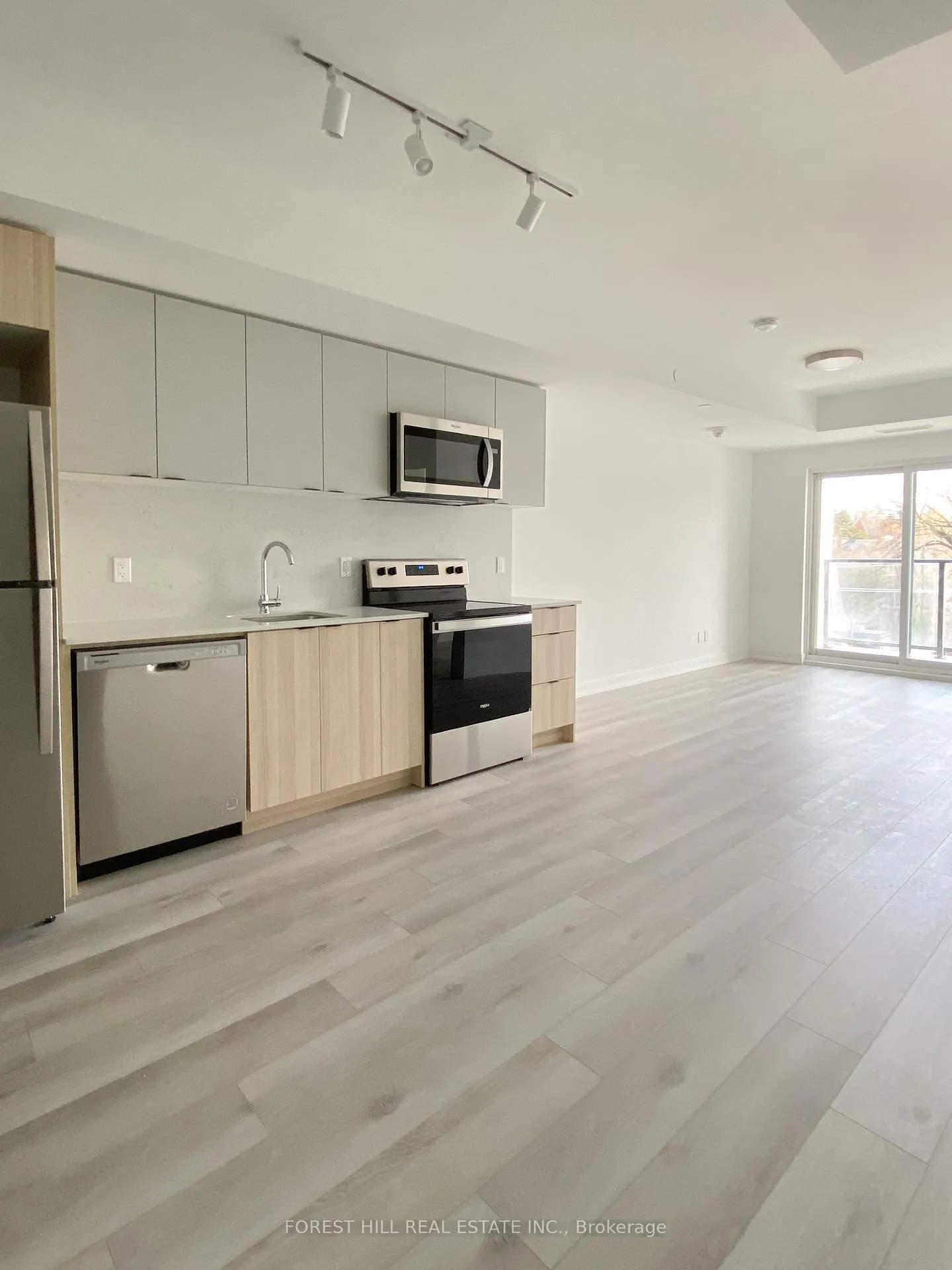 Photo 4 of Unit 507, 2000 Bathurst Street, Toronto, Humewood-Cedarvale — HOMEH