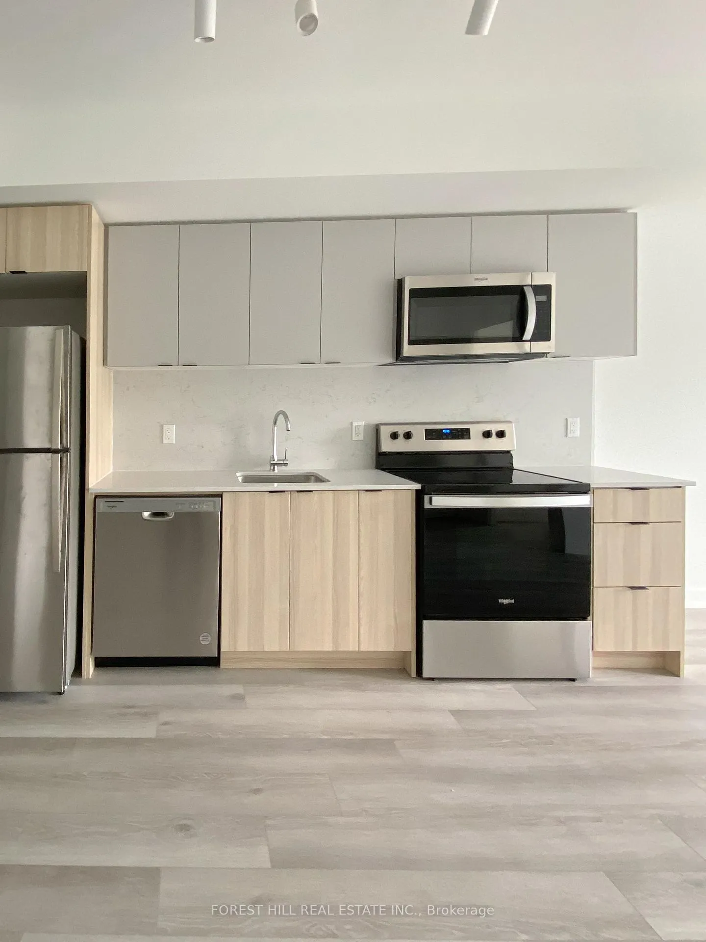 Photo 6 of Unit 507, 2000 Bathurst Street, Toronto, Humewood-Cedarvale — HOMEH