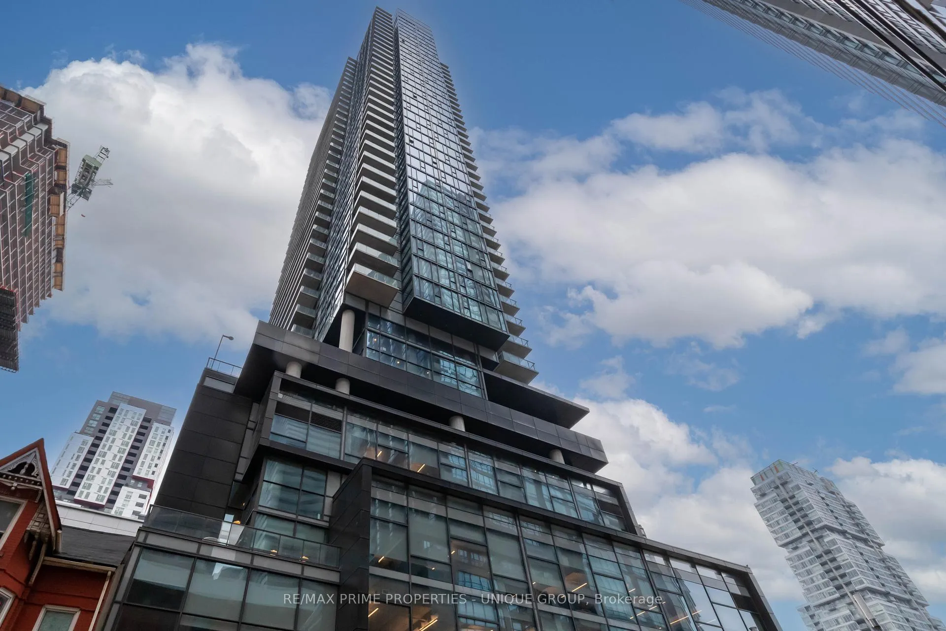 Photo 1 of Unit 1605, 290 Adelaide Street, Toronto, Waterfront Communities — HOMEH