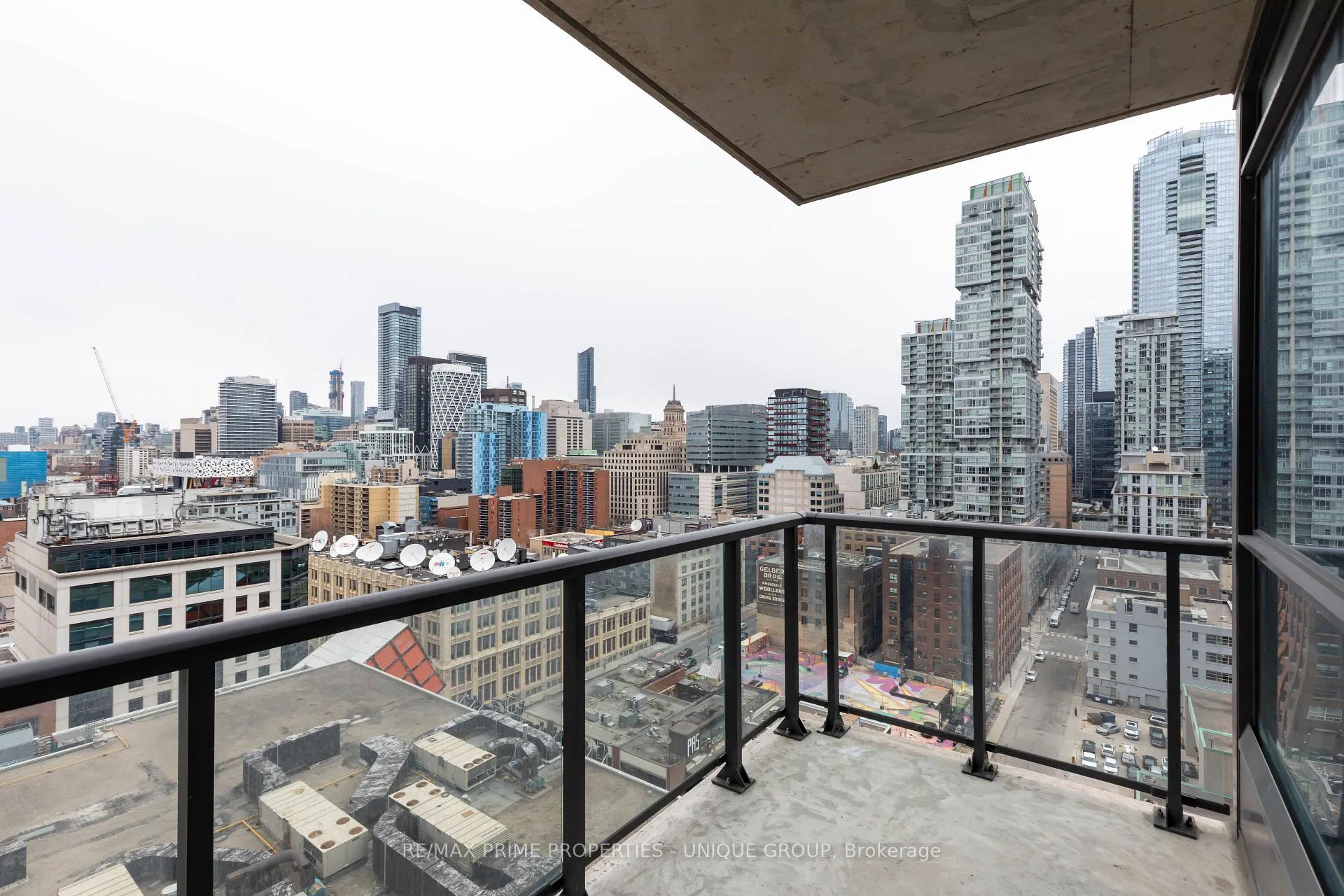 Photo 26 of Unit 1605, 290 Adelaide Street, Toronto, Waterfront Communities — HOMEH