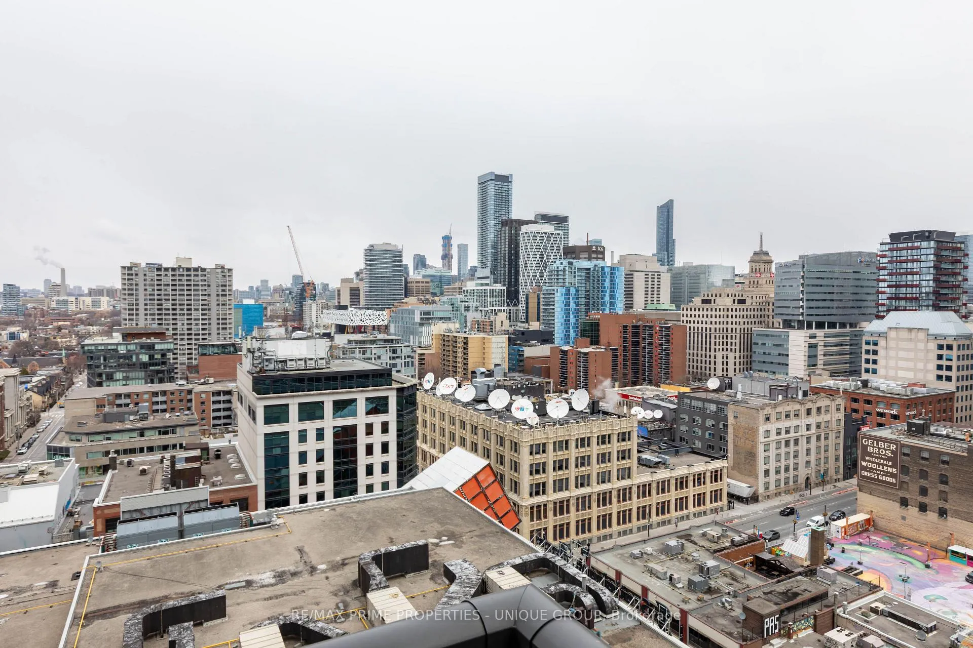 Photo 28 of Unit 1605, 290 Adelaide Street, Toronto, Waterfront Communities — HOMEH
