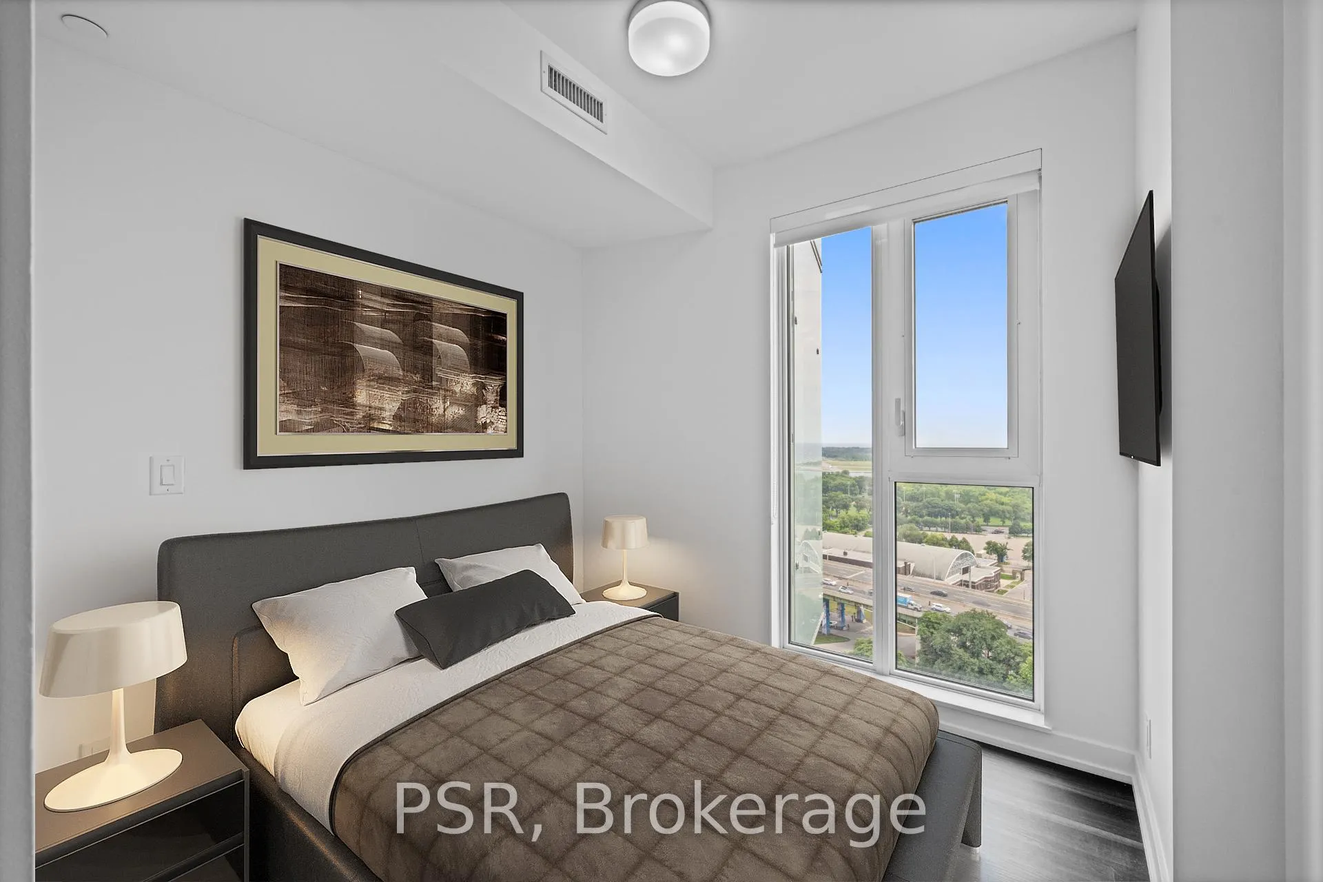 Photo 9 of Unit 807, 11 Ordnance Street, Toronto, Niagara — HOMEH