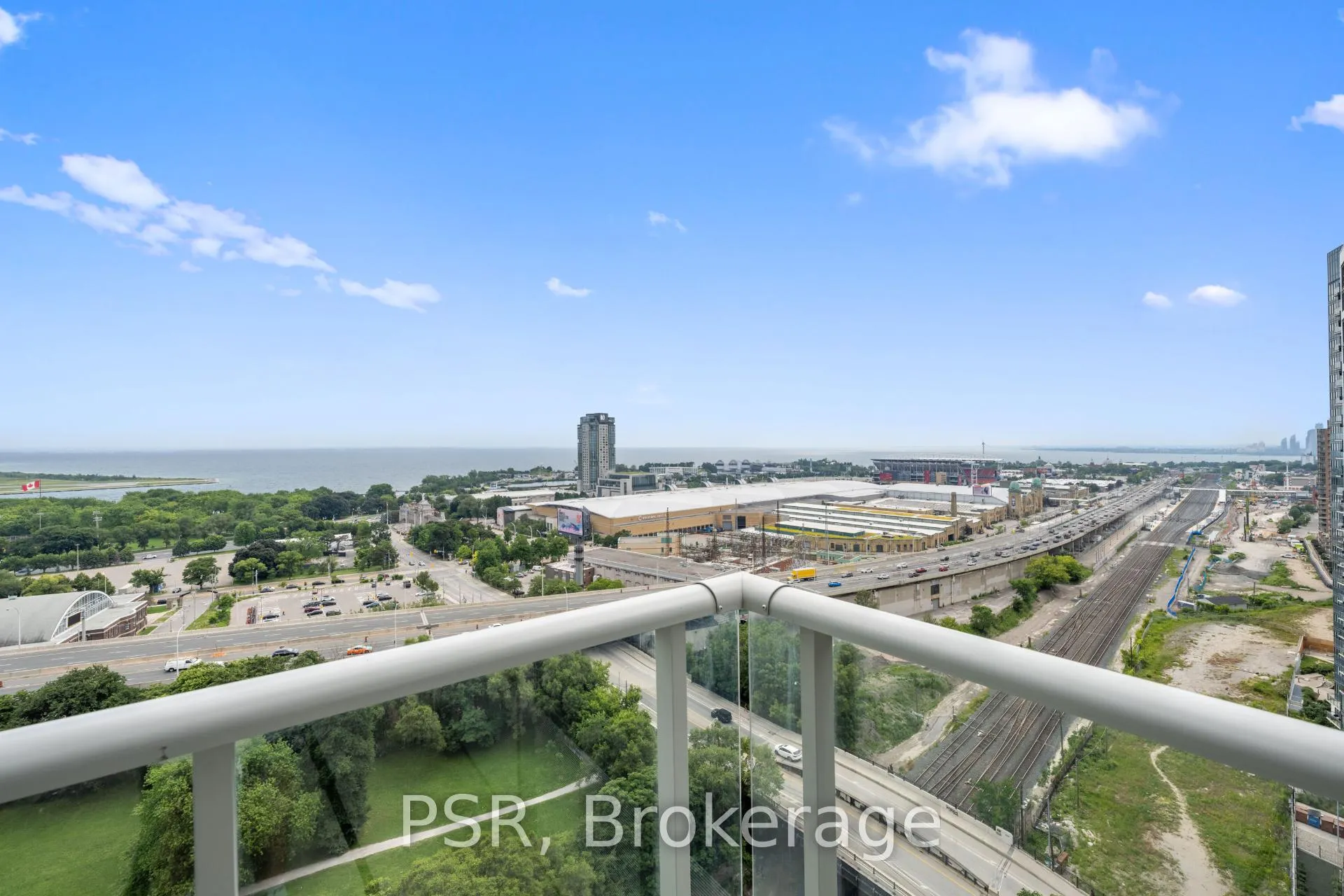 Photo 14 of Unit 807, 11 Ordnance Street, Toronto, Niagara — HOMEH