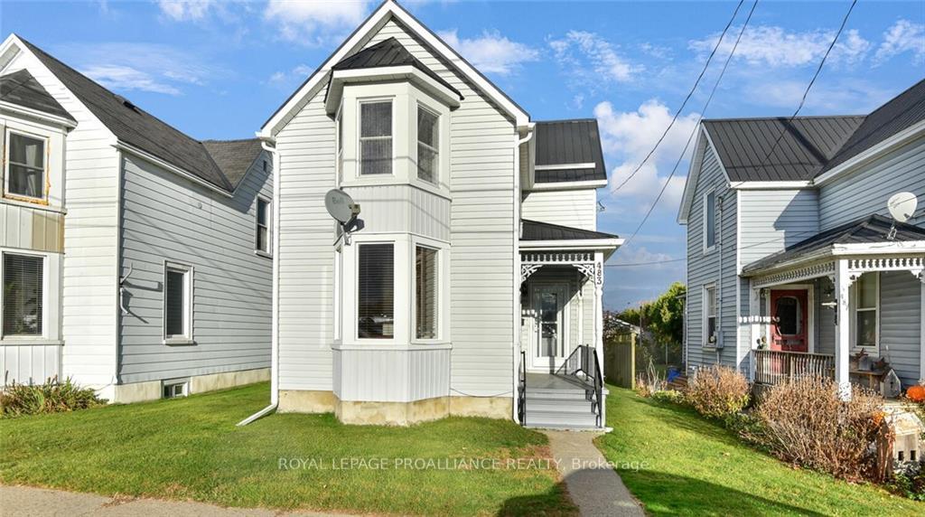 Front of 483 Victoria Street