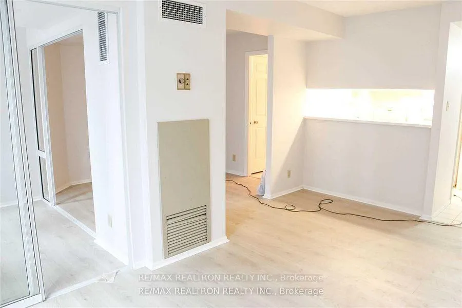 Photo 4 of Unit 1920, 711 Bay Street, Toronto, Bay Street Corridor — HOMEH