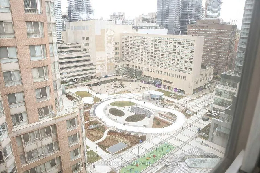 Photo 5 of Unit 1920, 711 Bay Street, Toronto, Bay Street Corridor — HOMEH