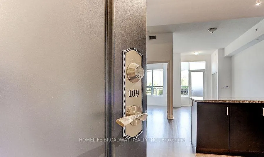 Photo 2 of Unit TH#109, 38 Cedarland Drive, Markham, Unionville — HOMEH