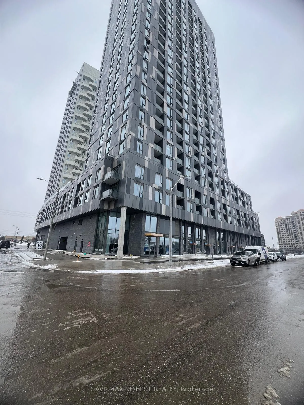 Front of Unit 425, 10 Abeja Street