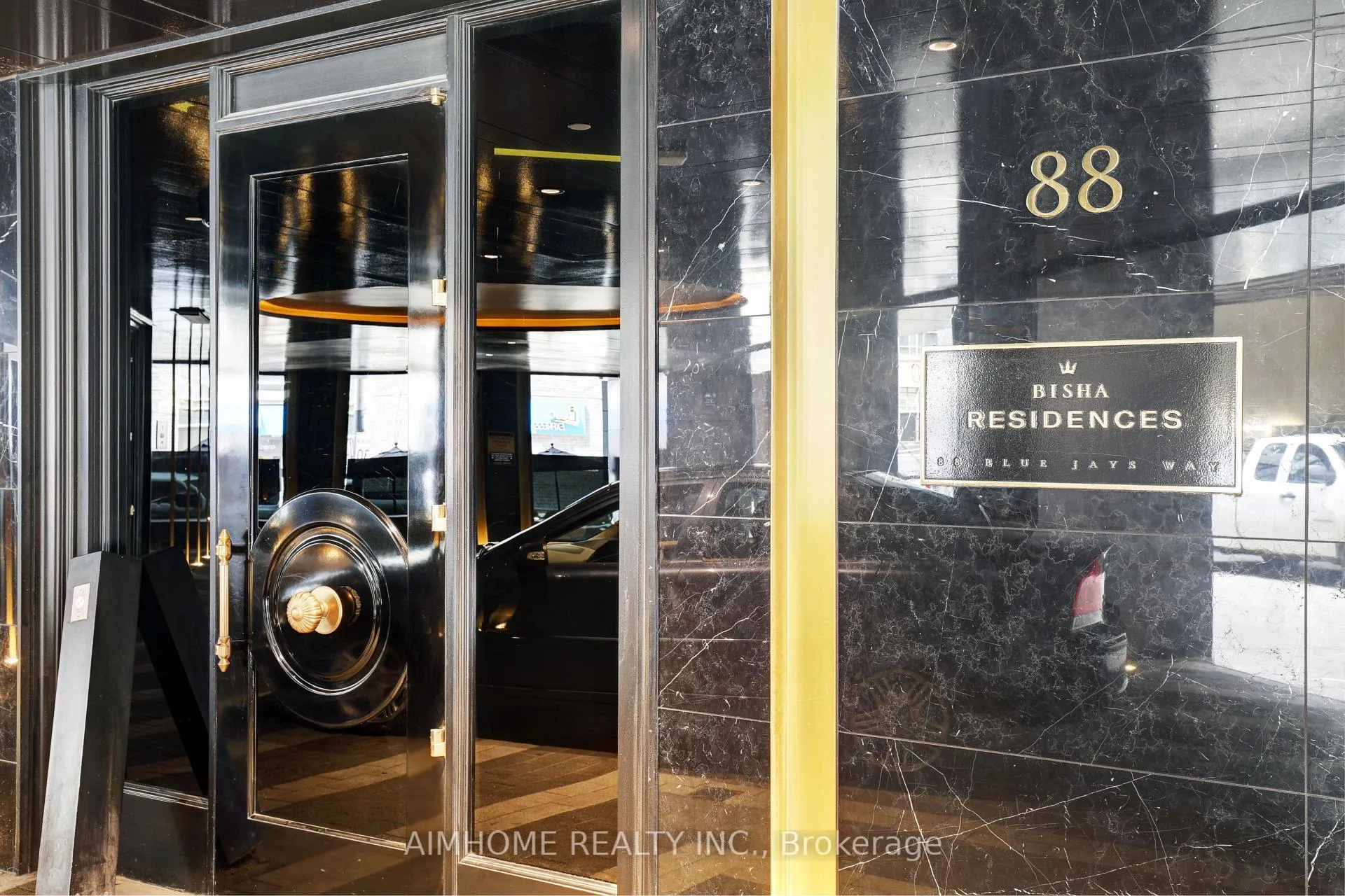 Photo 11 of Unit 1301, 88 Blue Jays Way, Toronto, Waterfront Communities — HOMEH