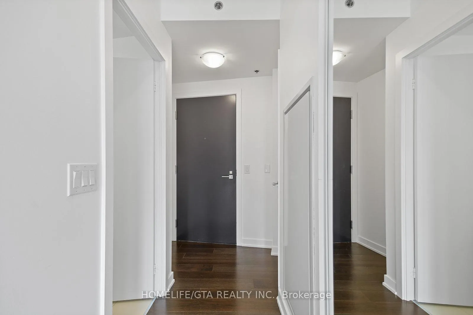Photo 7 of Unit 709, 15 Beverley Street, Toronto, Kensington-Chinatown — HOMEH