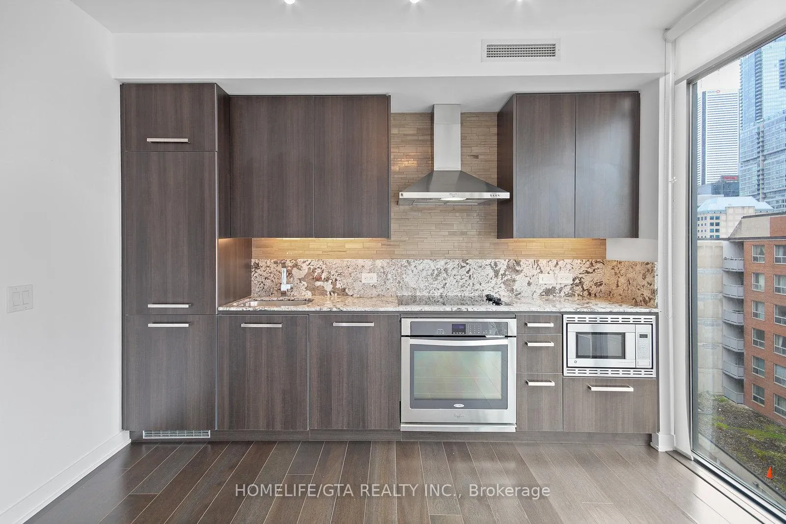 Photo 13 of Unit 709, 15 Beverley Street, Toronto, Kensington-Chinatown — HOMEH