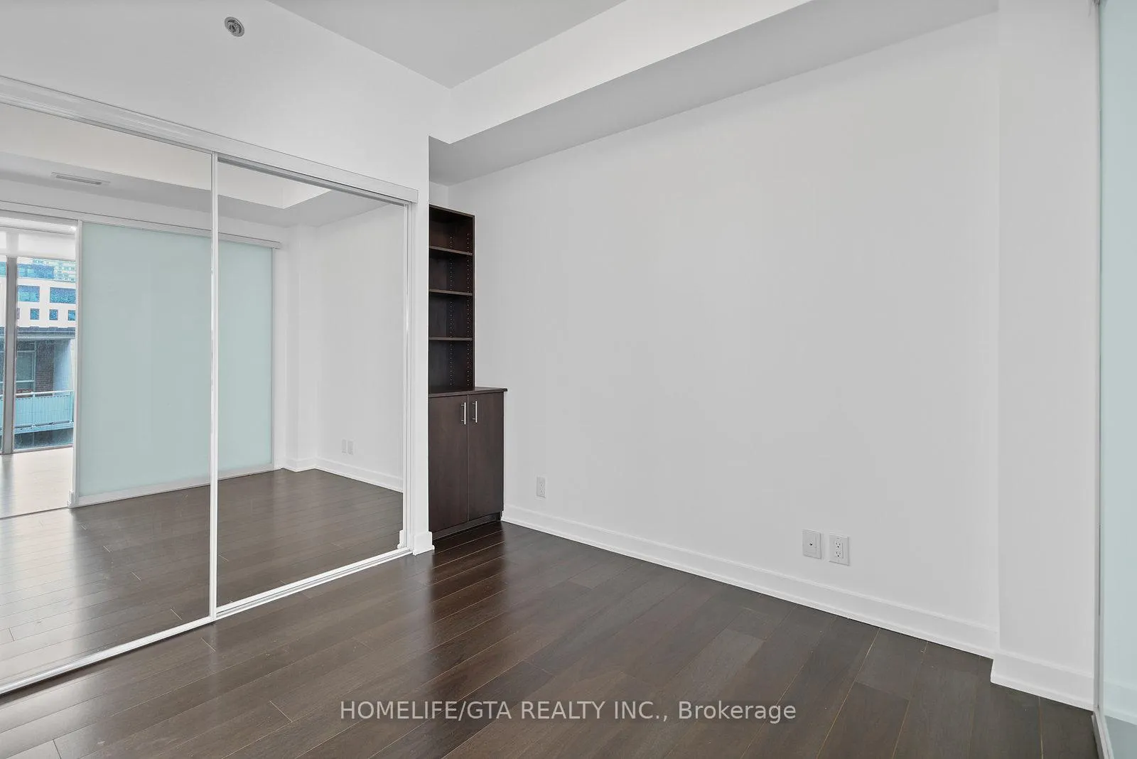 Photo 15 of Unit 709, 15 Beverley Street, Toronto, Kensington-Chinatown — HOMEH