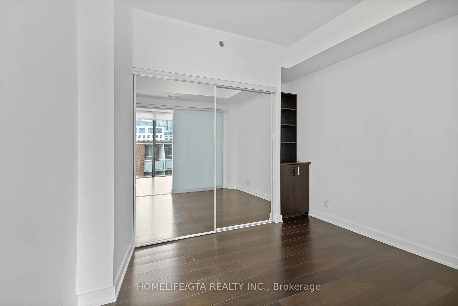 Photo 16 of Unit 709, 15 Beverley Street, Toronto, Kensington-Chinatown — HOMEH